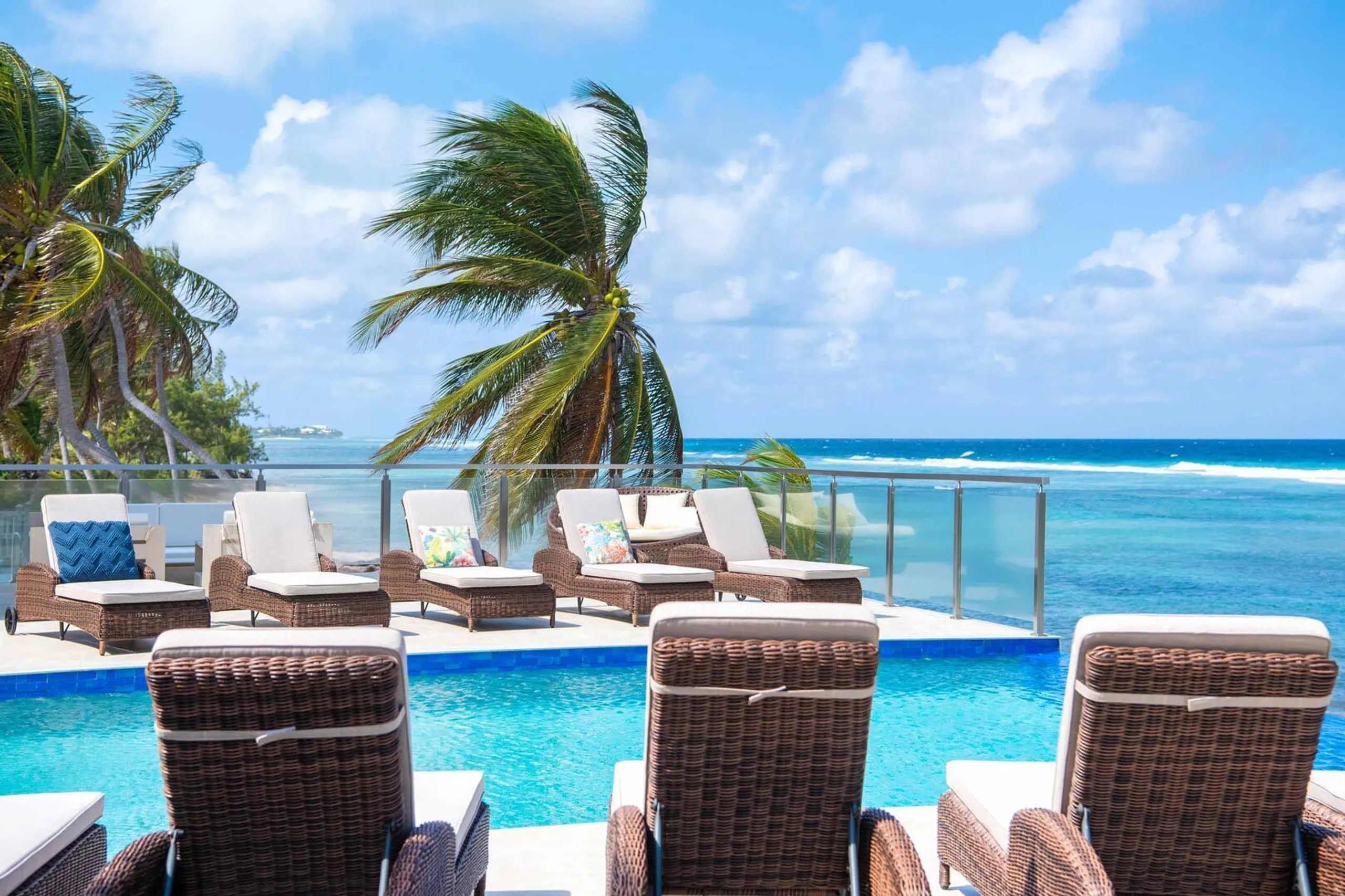 Grand Beachfront Estate with Private Pool, and Home Theater, Rum Point
