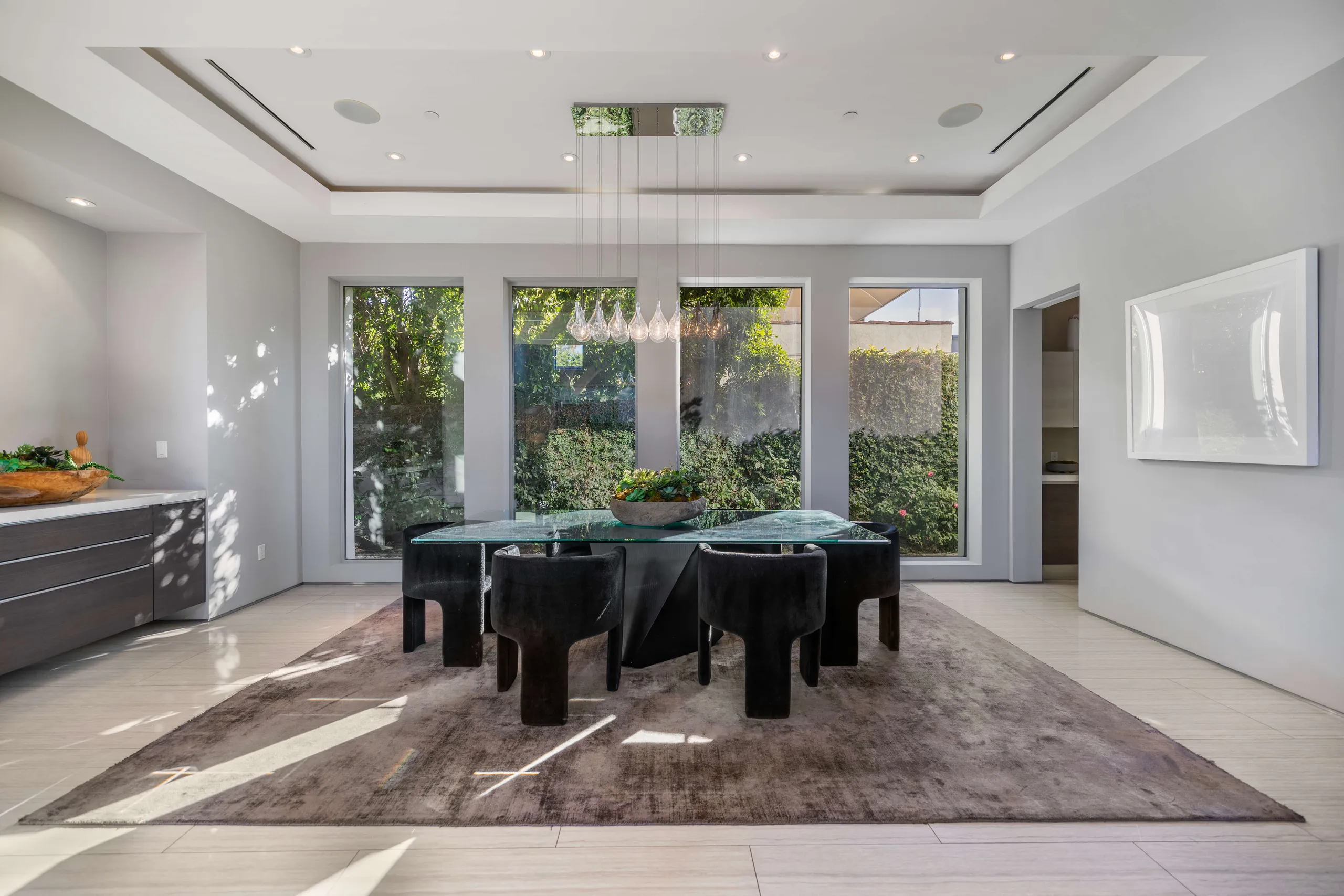 Modern Architectural Villa with Private Pool — photograph 7