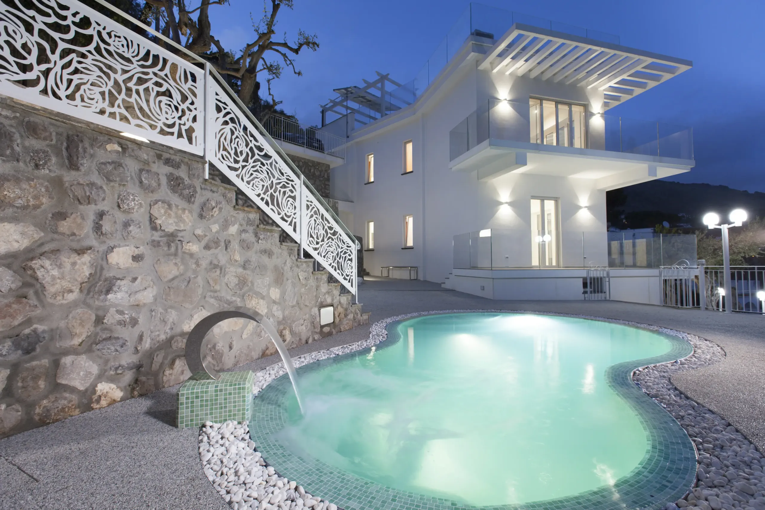 Palatial Villa with Private Pool and Overlooking Sea Views, Amalfi Coast