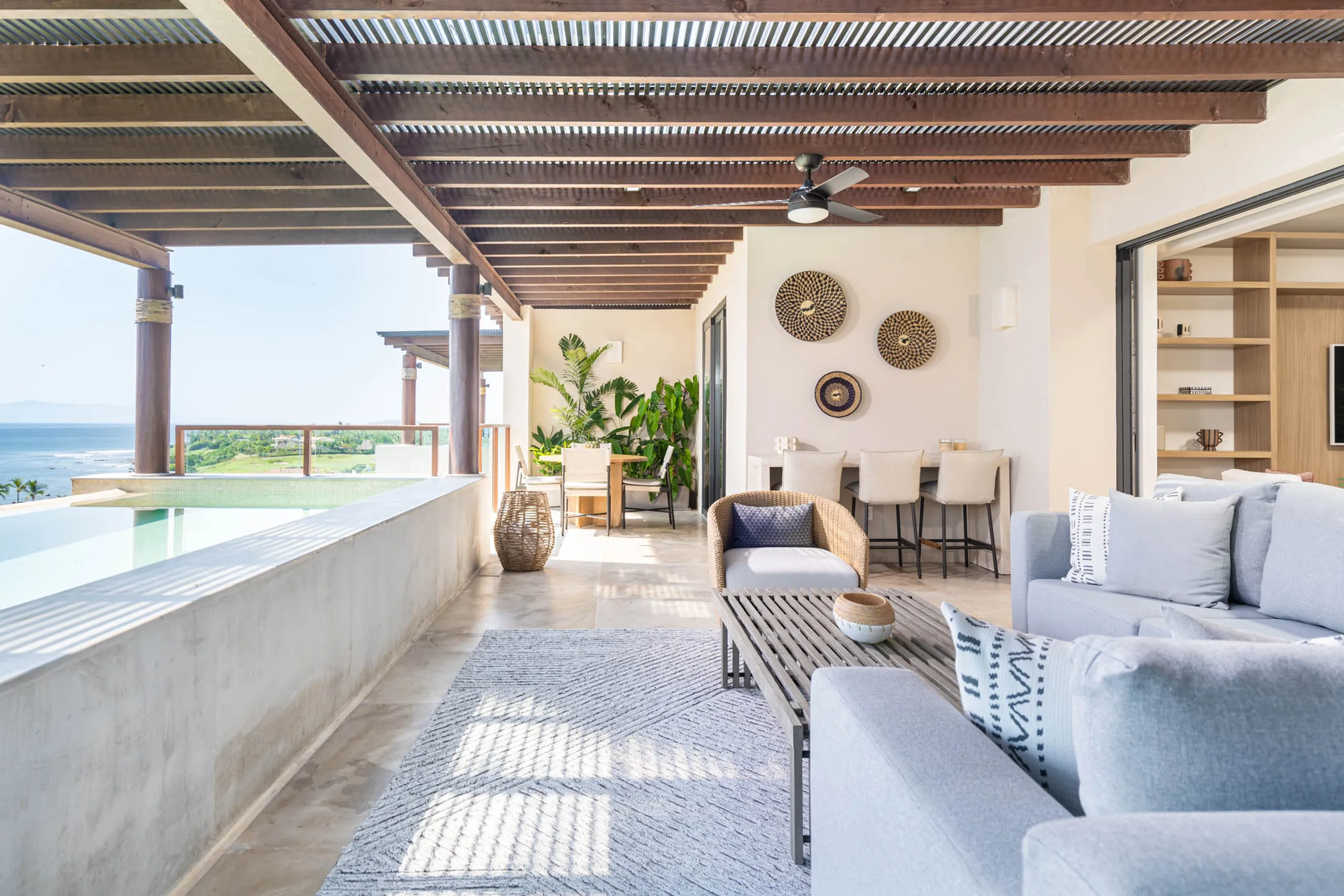 Motivating 4-Bedroom Penthouse with Private Pool in Punta Mita — photograph 4