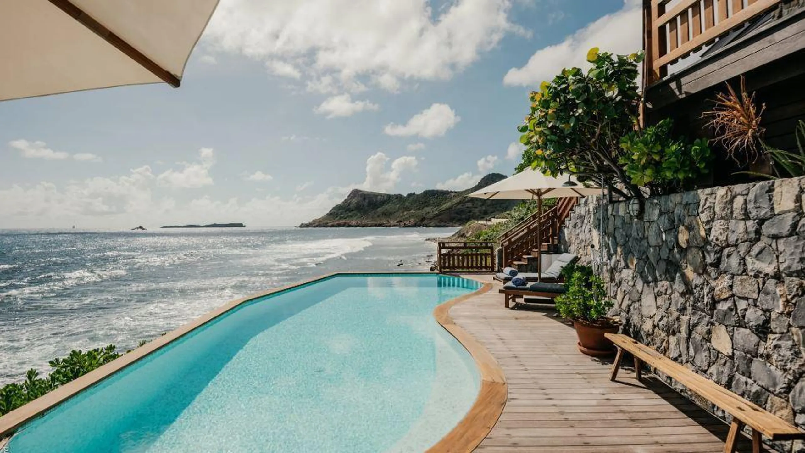 Serene Private Ocean View Villa with Heated Pool and Jacuzzi — photograph 7