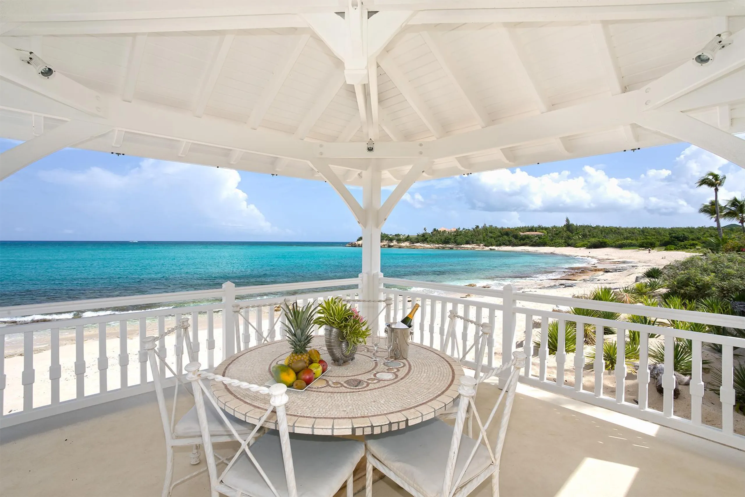 Luxury Redefined: Grand Luxe  Estate with Elegant Pool and Caribbean Views — photograph 10