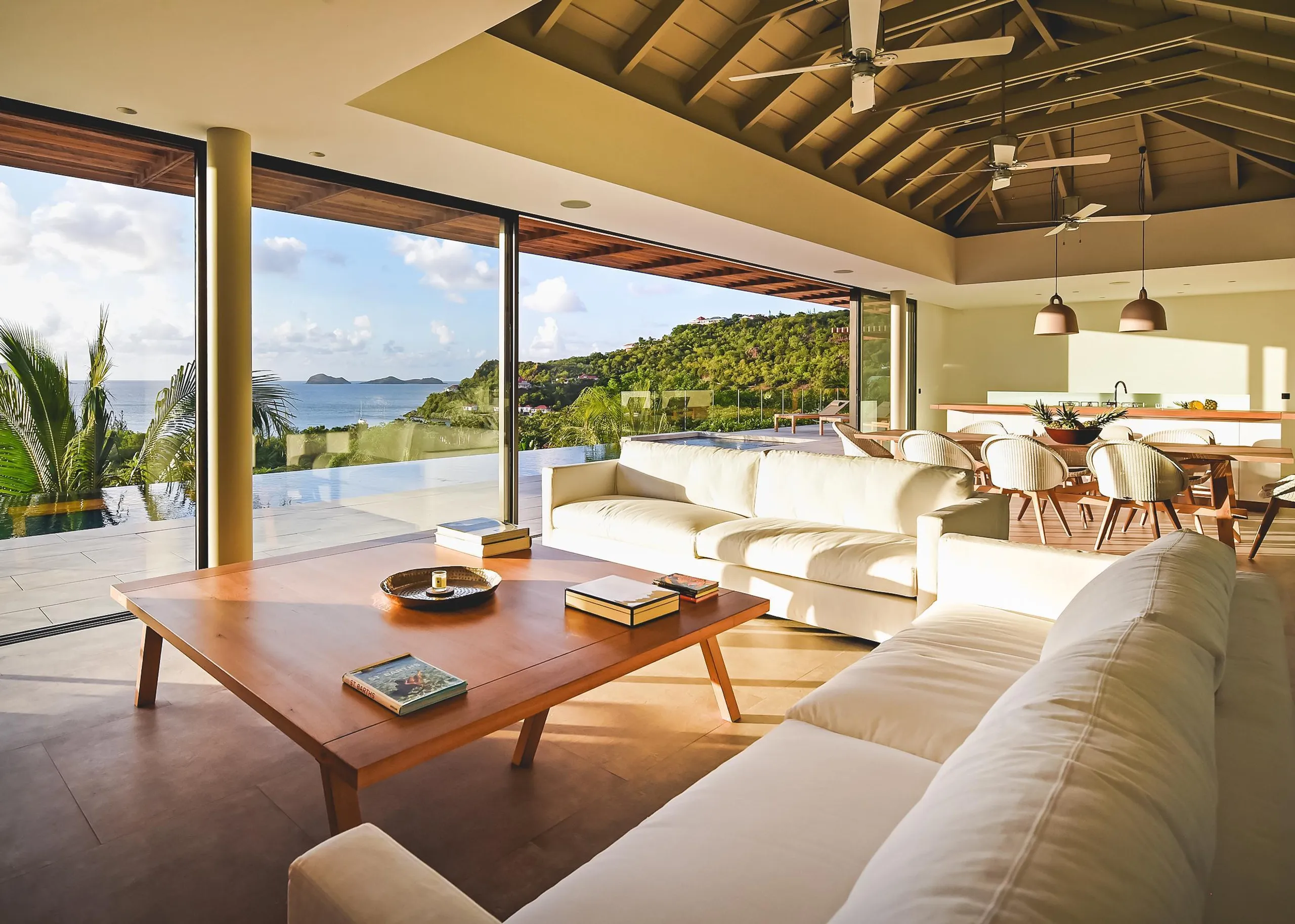 Elegant Paradise Villa with Private Pool and Lovely Views — photograph 4