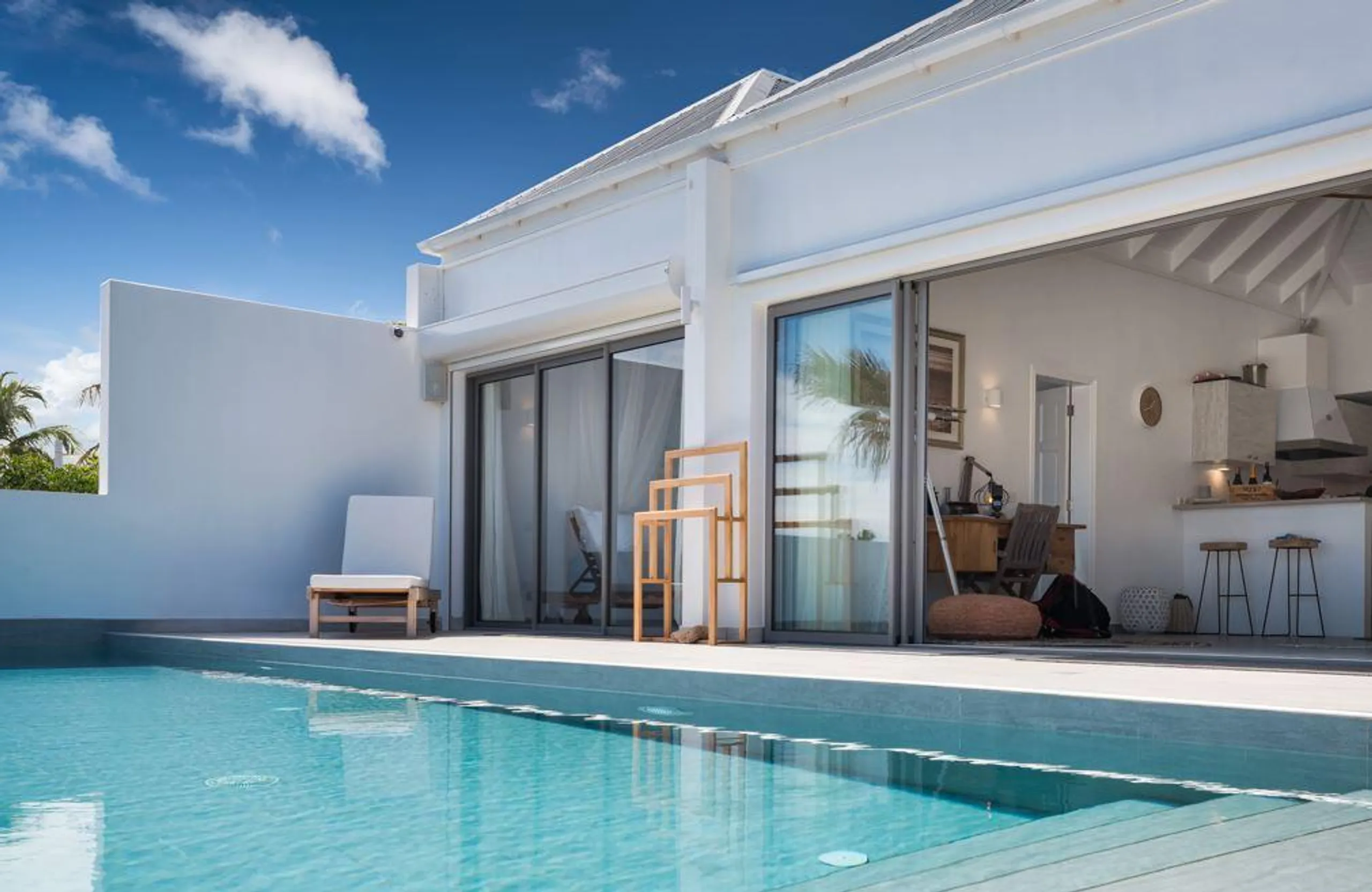Cozy St. Barts Villa with Breathtaking Views of Sparkling Waters VILLAWAY® — photograph 3