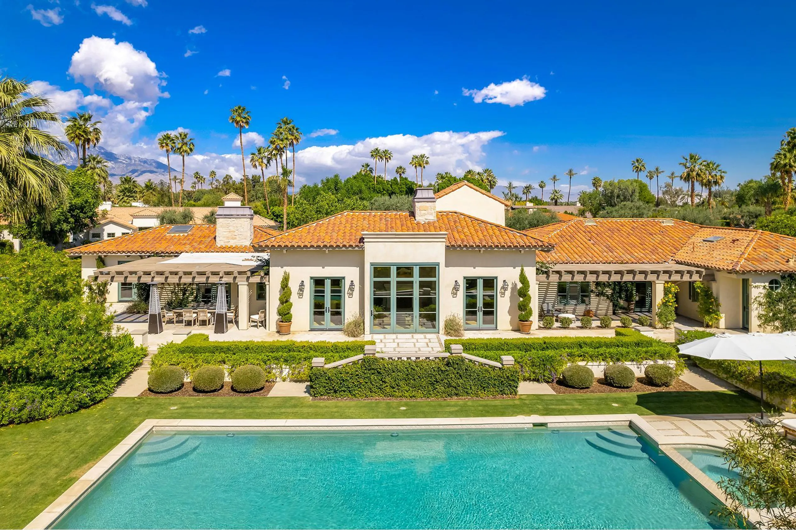 Peaceful Palm Springs Retreat with Private Pool and Lush Garden Grounds — photograph 6