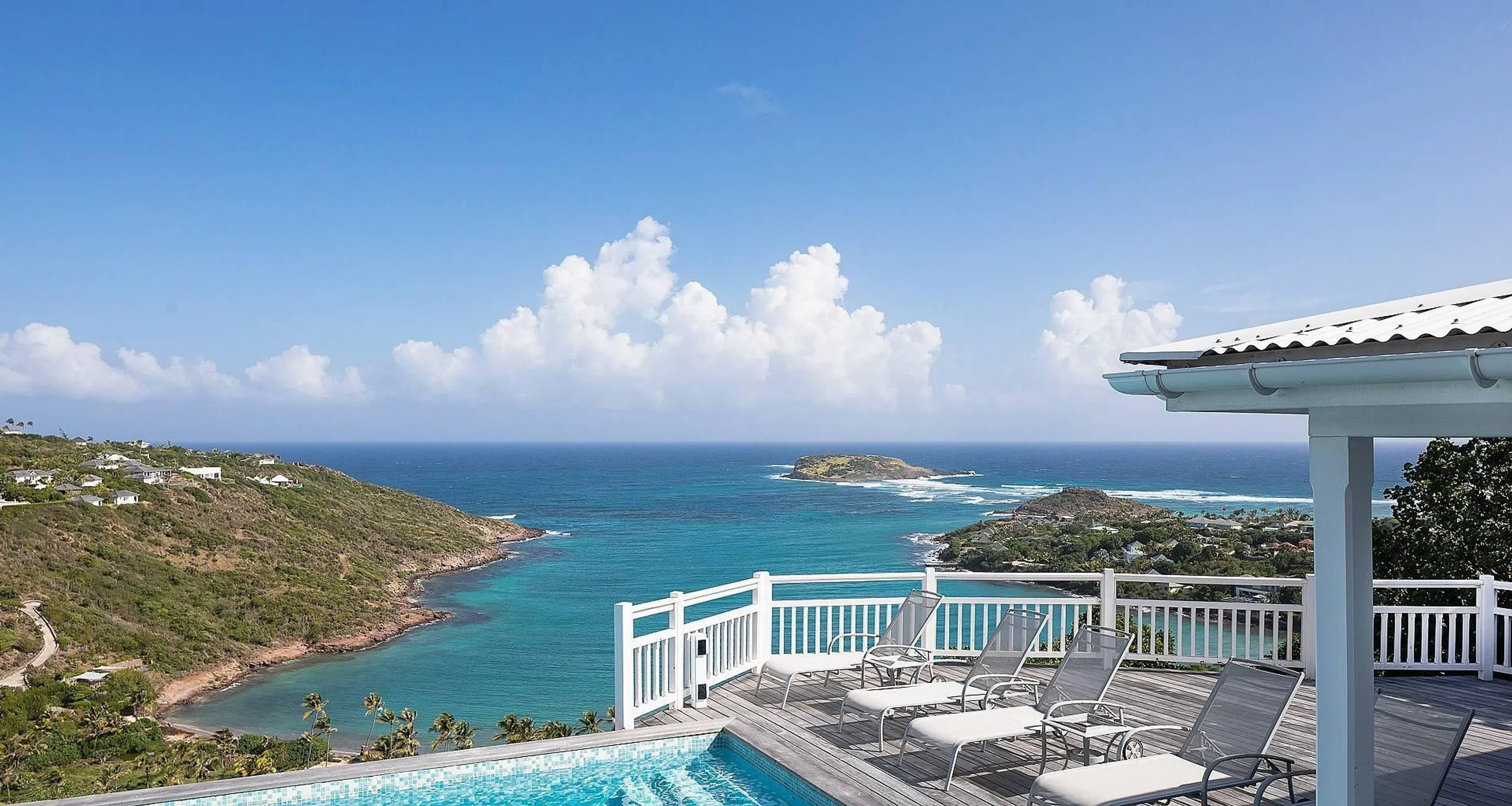 Stunning Seaside Retreat with Private Pool and Walks to the Beach, Marigot