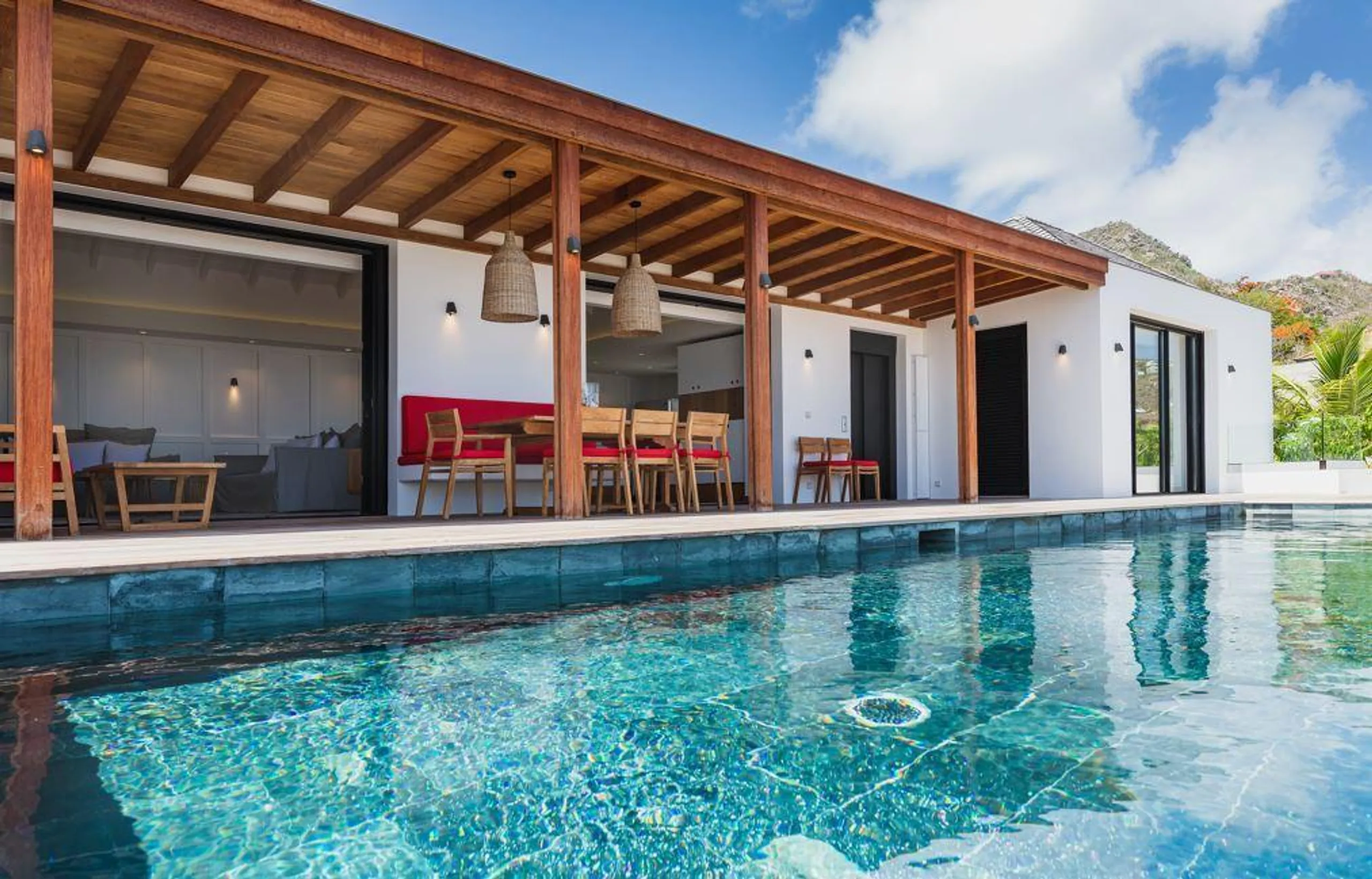 Sleek and Minimalist Inspired Villa with Heated Pool in Grand-Cul-de-Sac's Idyllic Paradise — photograph 4