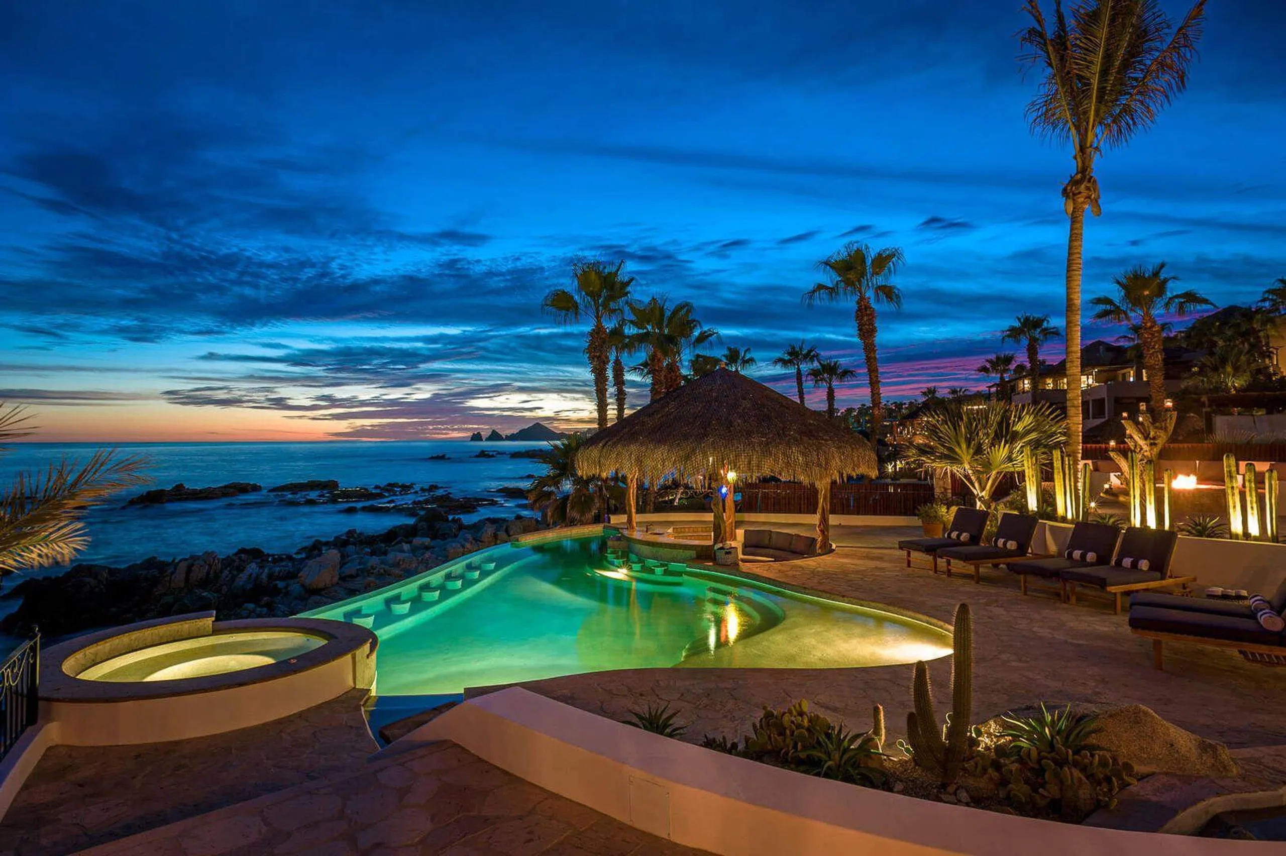 Oceanfront Punta Ballena Luxury Estate with Infinity Pool and Ocean Views — photograph 11