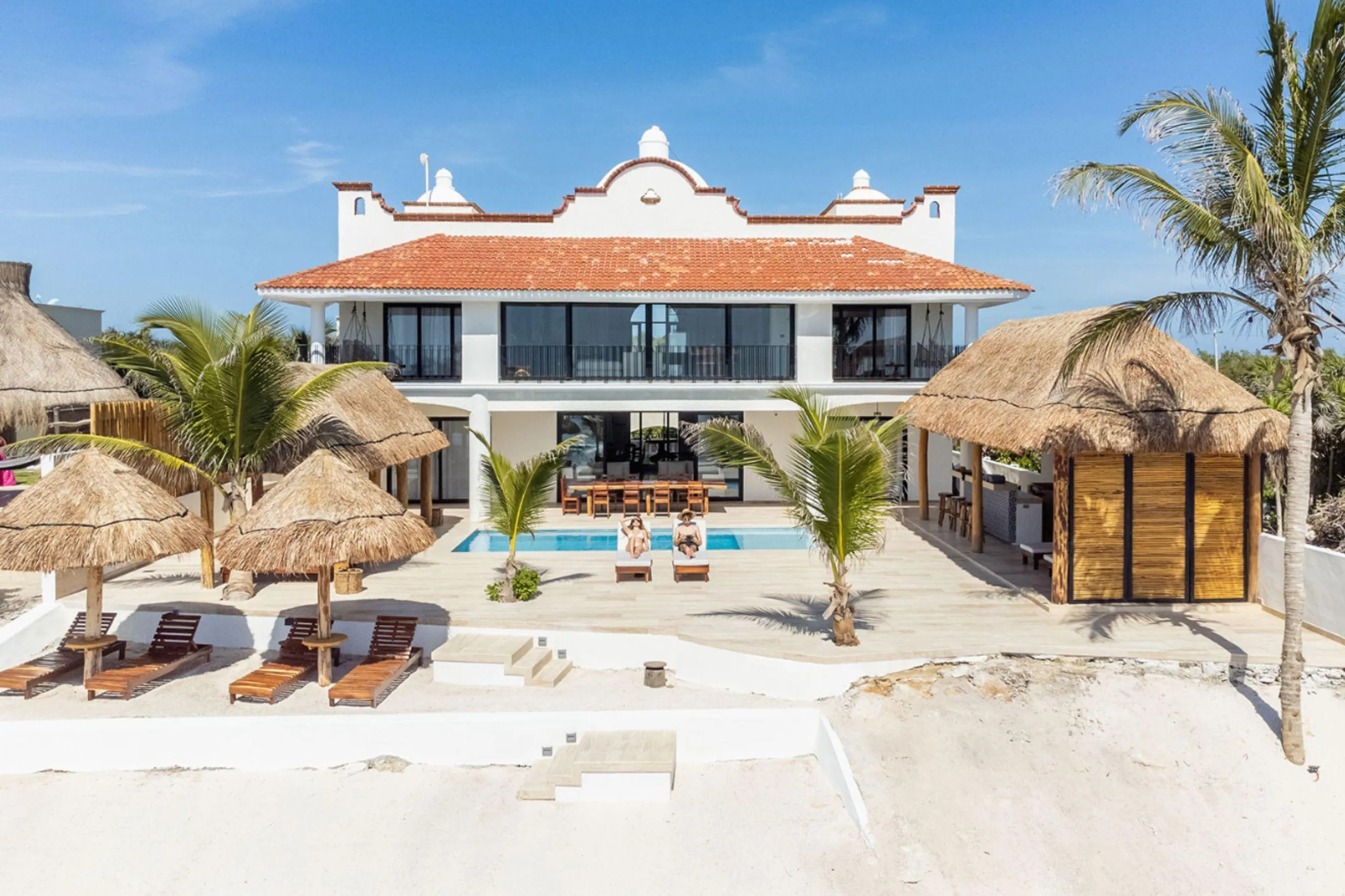 Exquisite Beach Front Tankah Bay Villa for Unforgettable Retreats and Relaxation, Tankah Bay