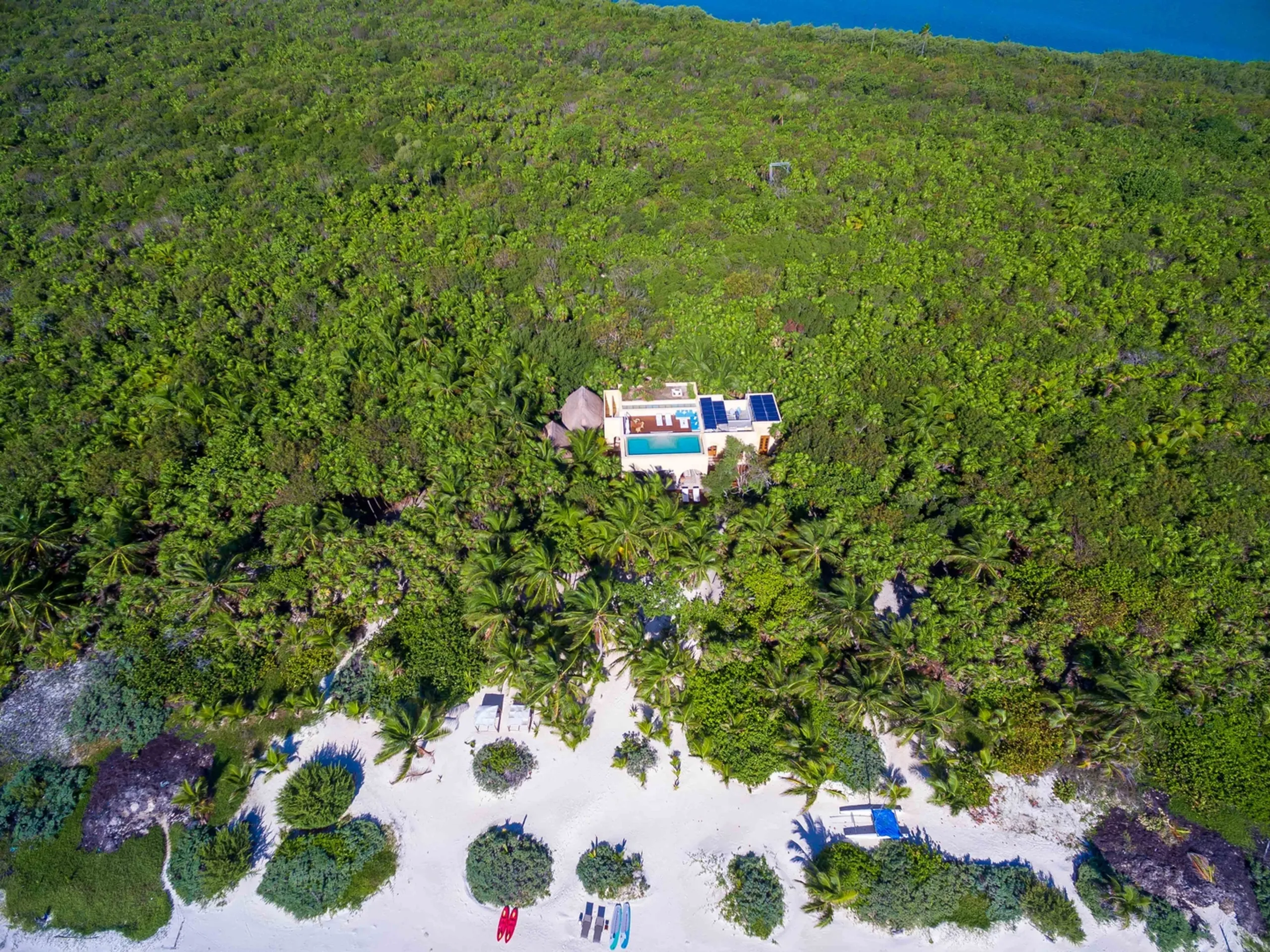 Stunning  Tulum Hacienda Sanctuary with Private Beach — photograph 8