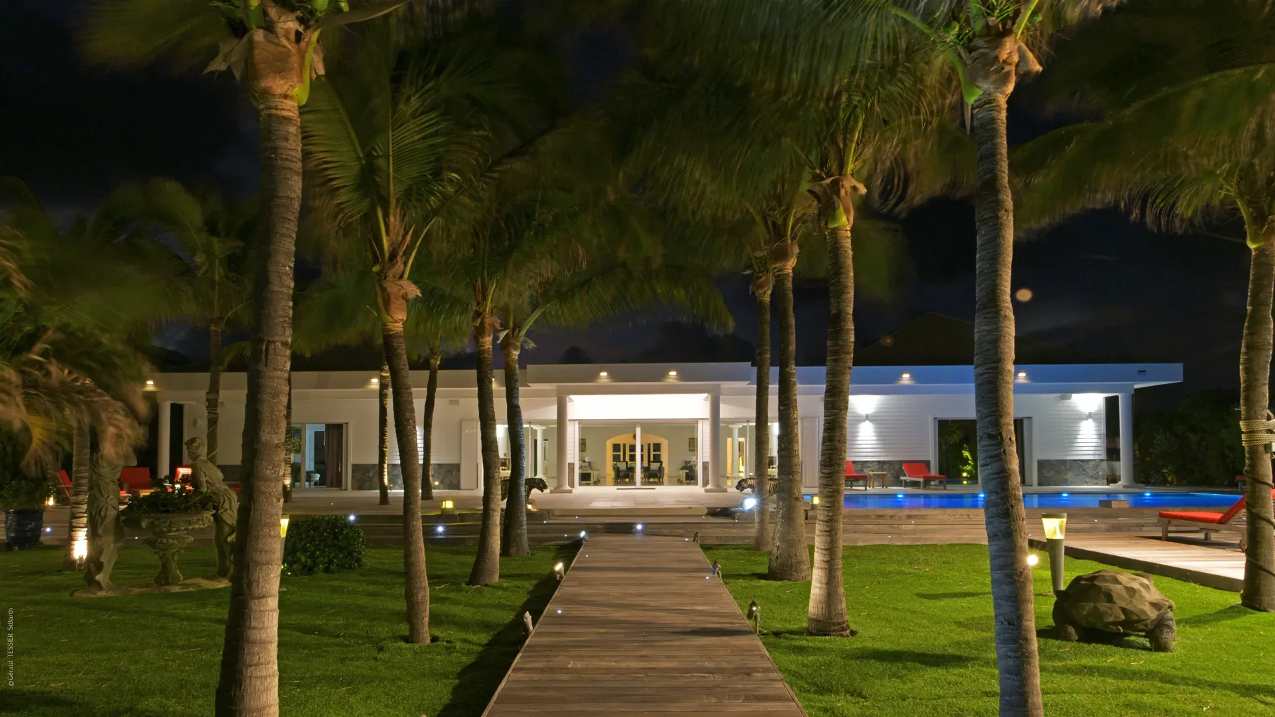 Exquisite Paradise Villa with Private Pool and Fitness Center — photograph 9