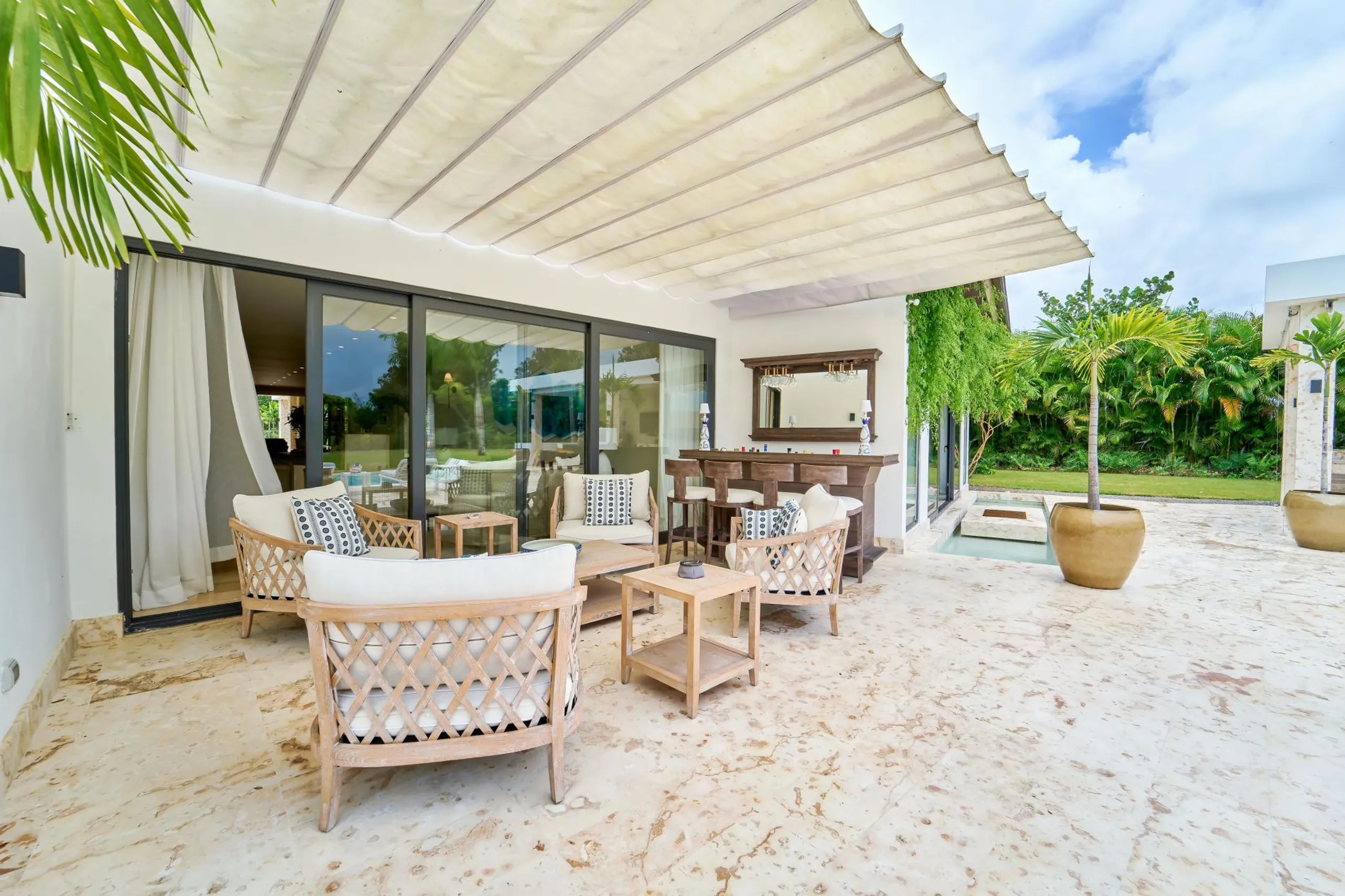 Chic Casa de Campo Villa with Private Pool and Outdoor Living Spaces — photograph 4