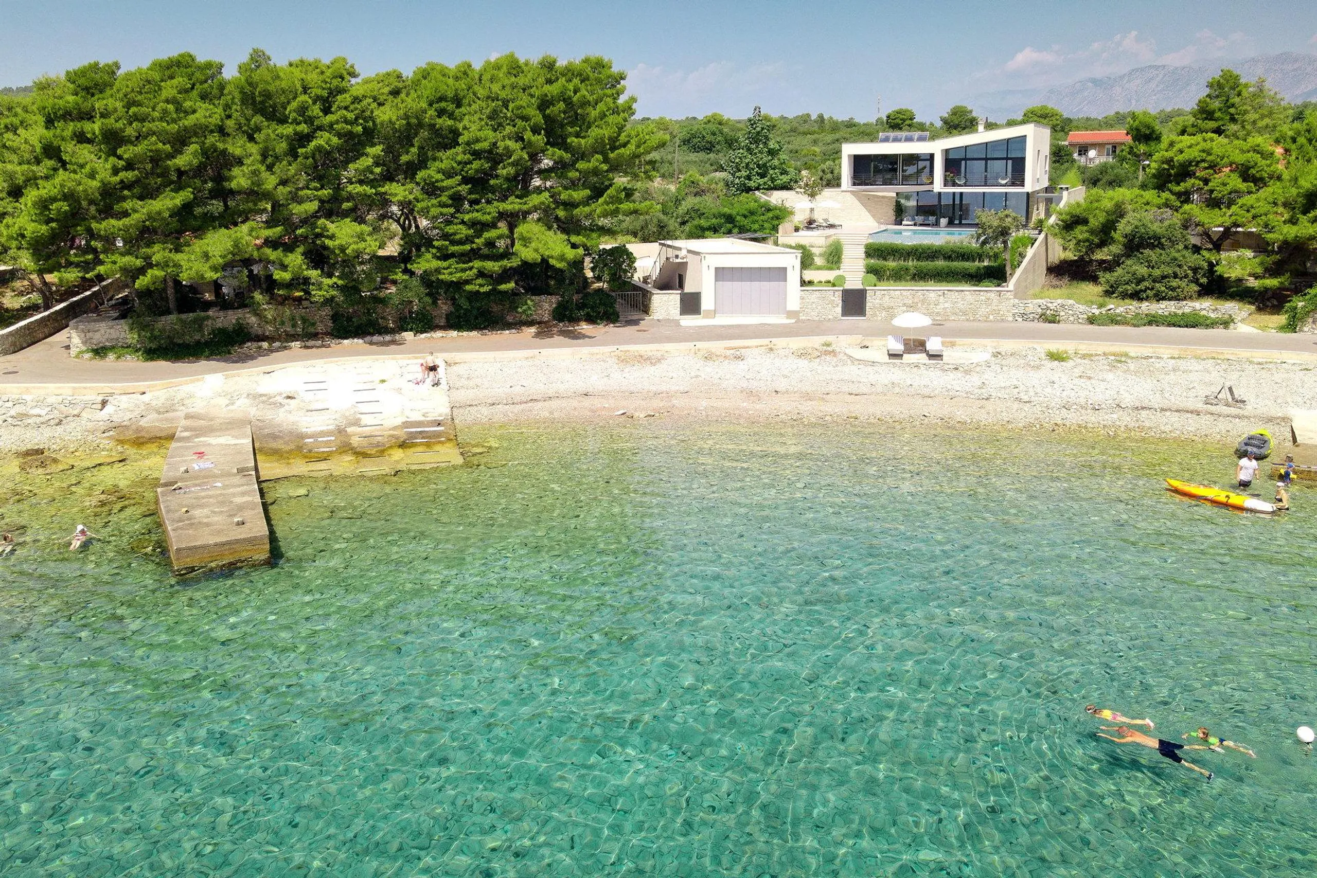 Magnificent Beachfront Haven on Pristine Hvar Island with Heated Infinity Pool and Panaromic Sea Views — photograph 9
