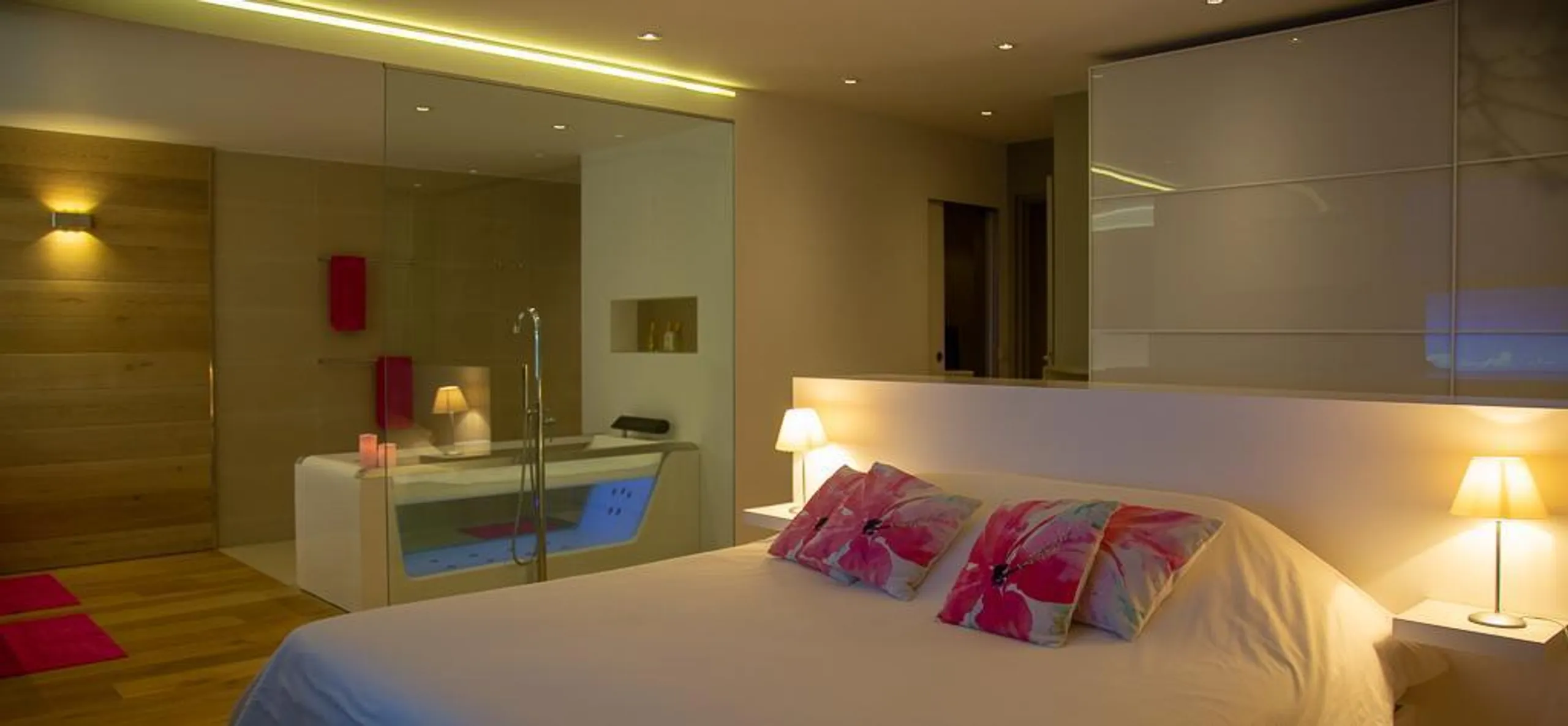 Prestigious Paradise Villa with Private Pool and Serene Ocean Views — photograph 7