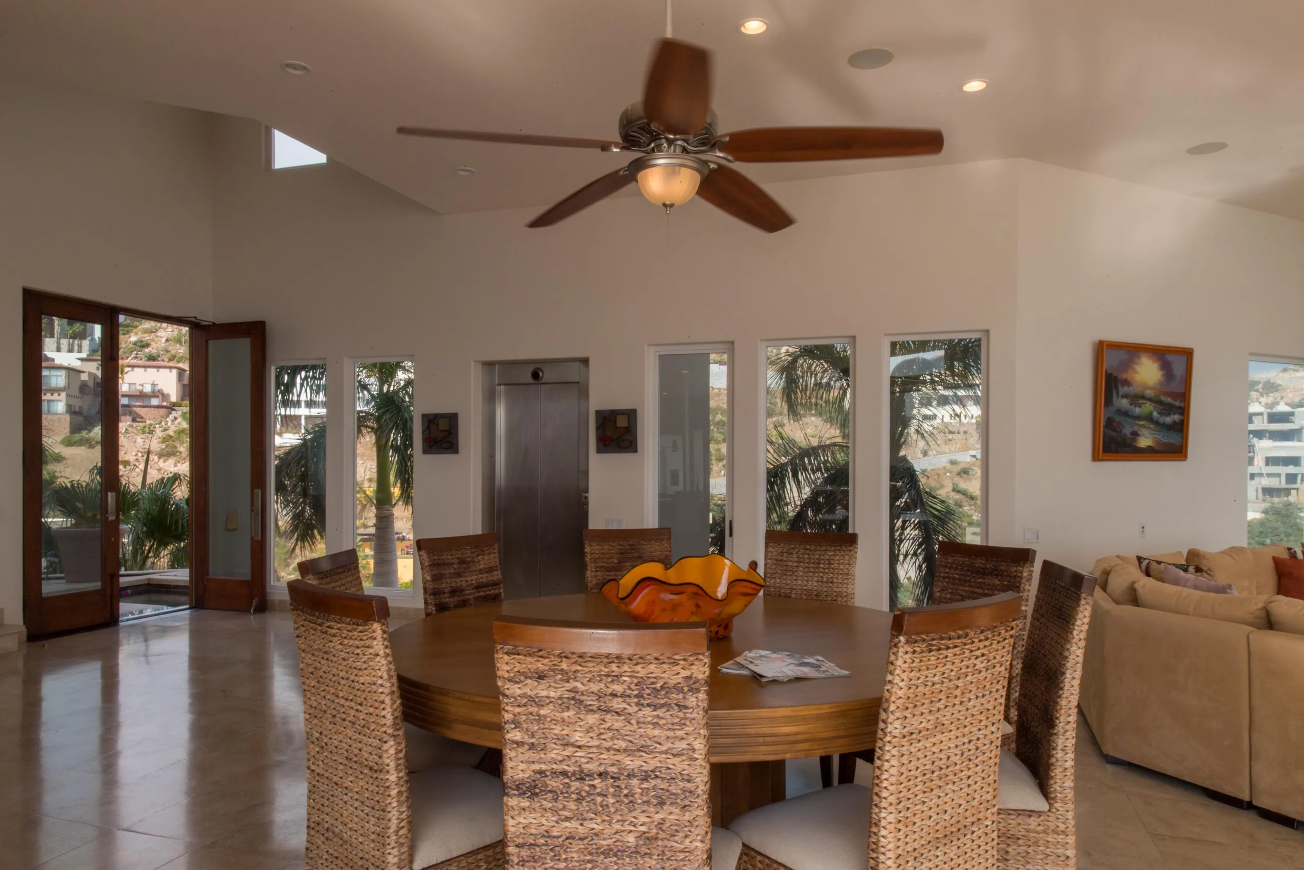 7BR Pedregal Villa with Ocean Views, Theater & Infinity Pool — photograph 9