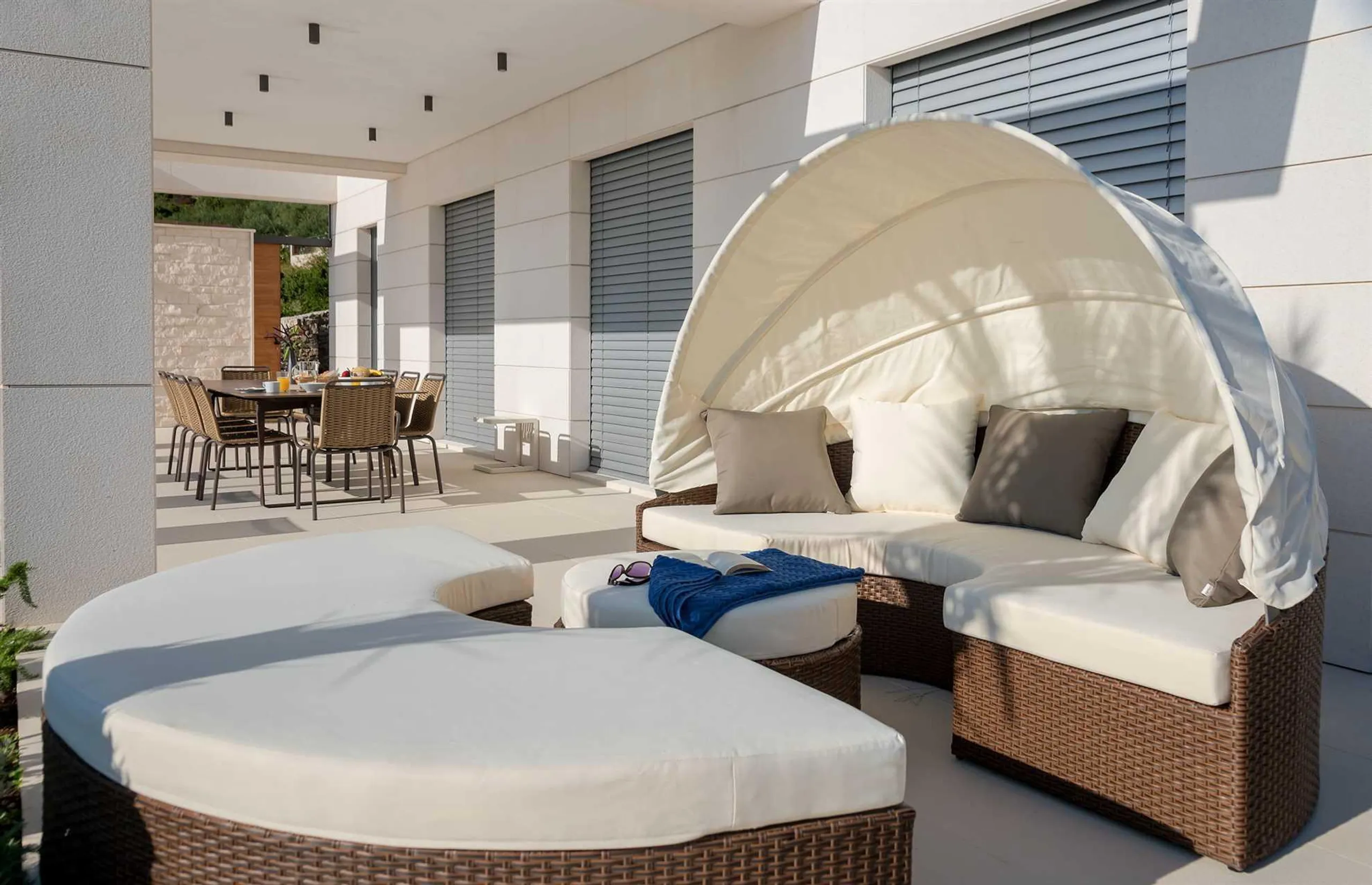 Luxury Villa with Infinity Pool and Breathtaking Panorama of Rogoznica's Peninsula — photograph 12