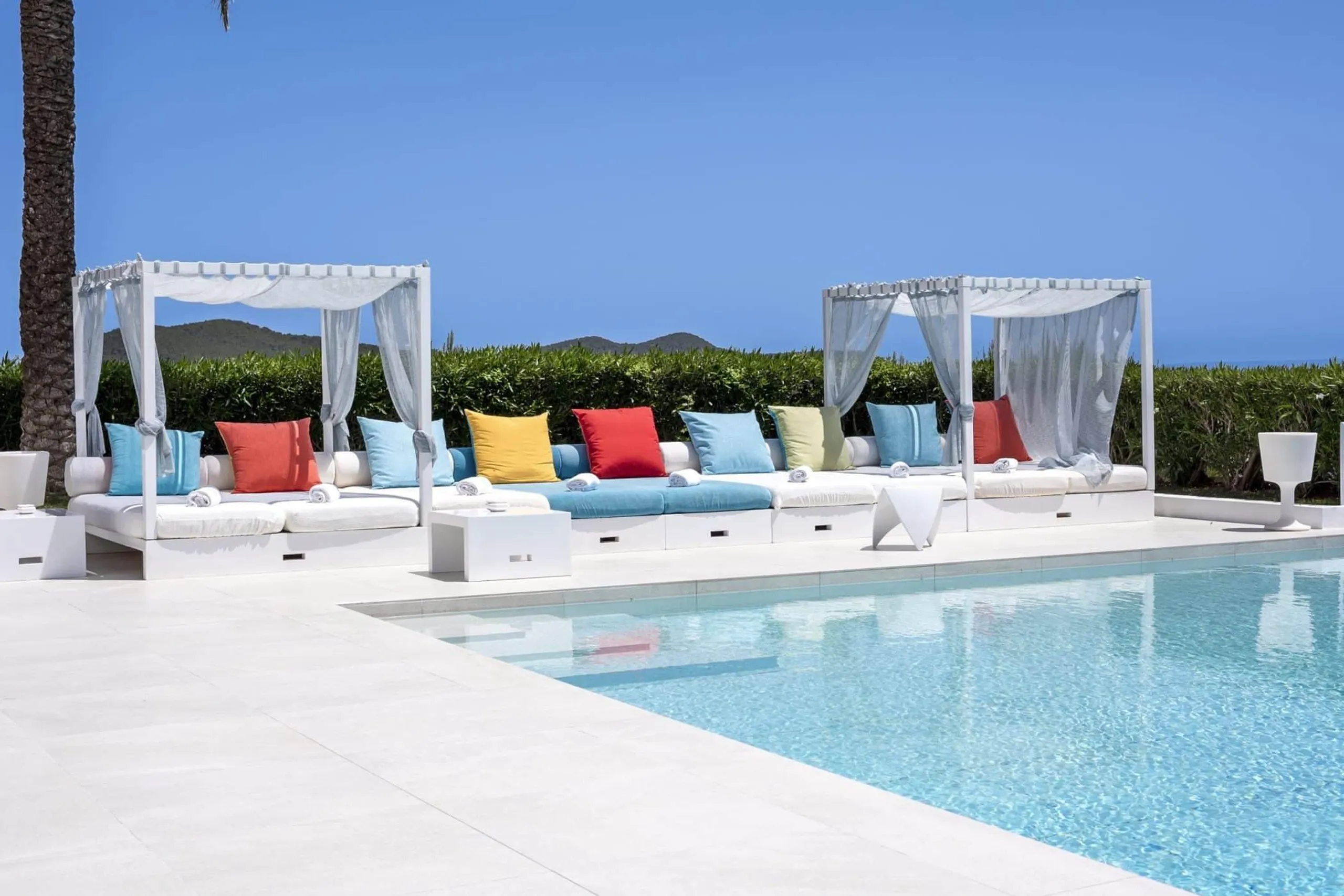 Modern Contemporary Ibiza Ultra Estate with Infinity Pool and Disco Room — photograph 6