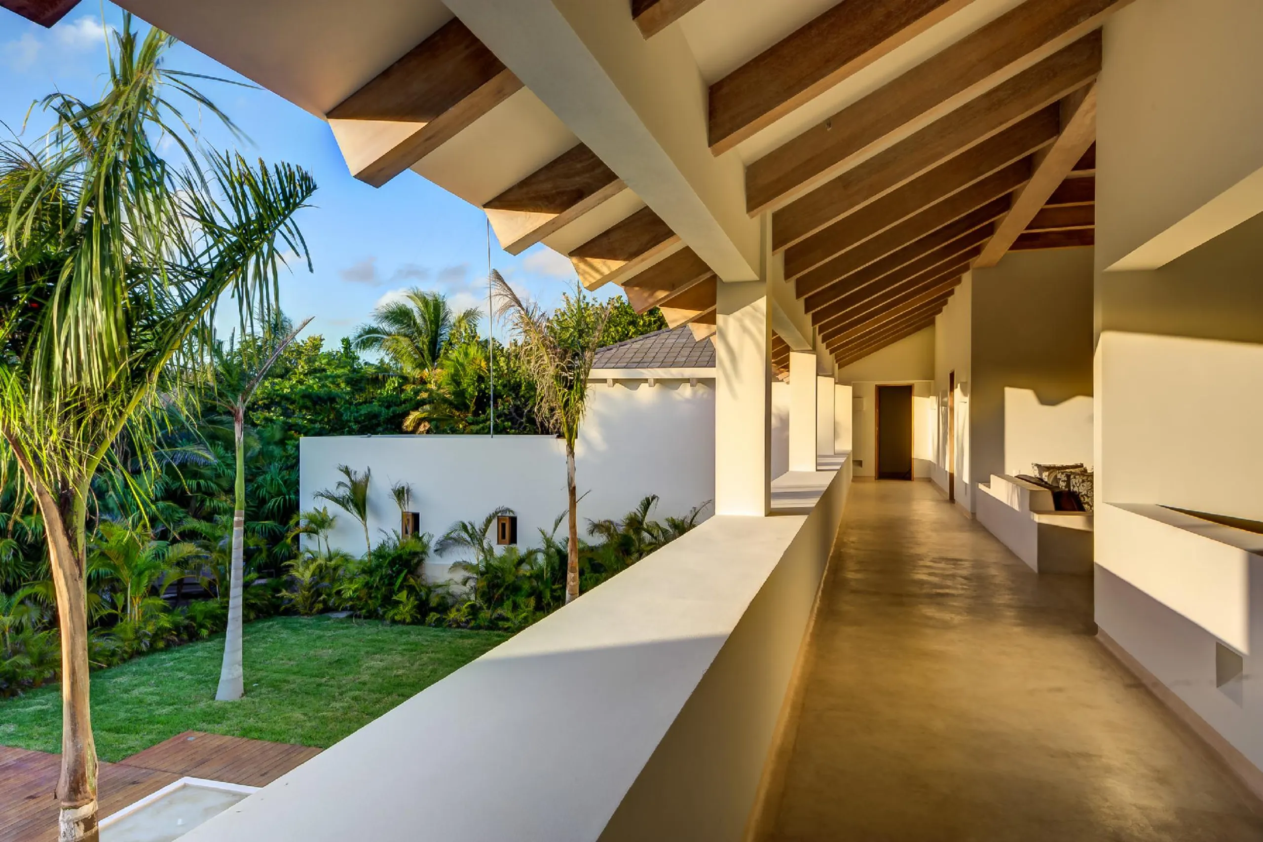 Luxury Tulum Lagoon Estate with Private Pool in Lush Oasis — photograph 11