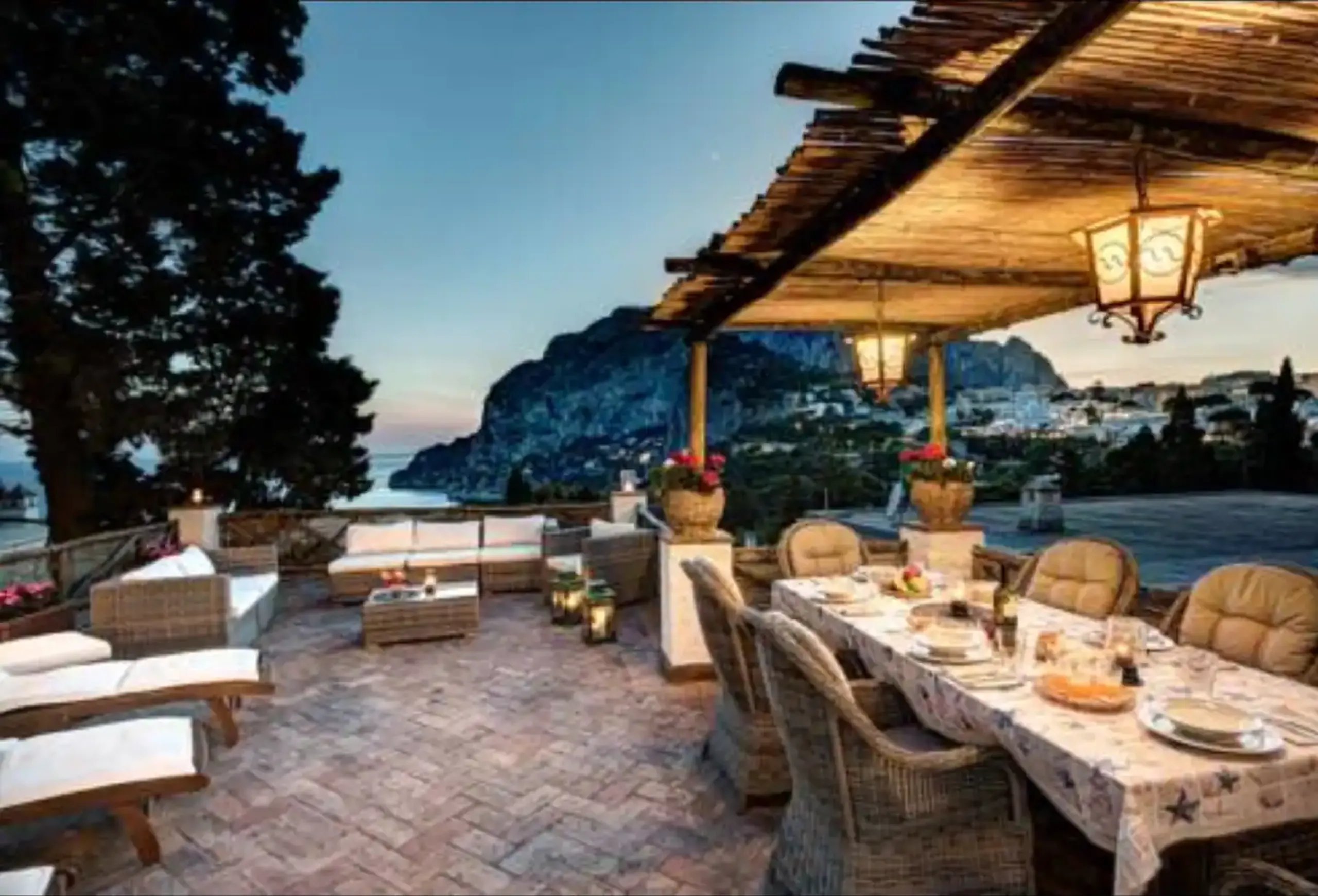 Tranquil Villa in Capri with Pool and Scenic Views — photograph 12