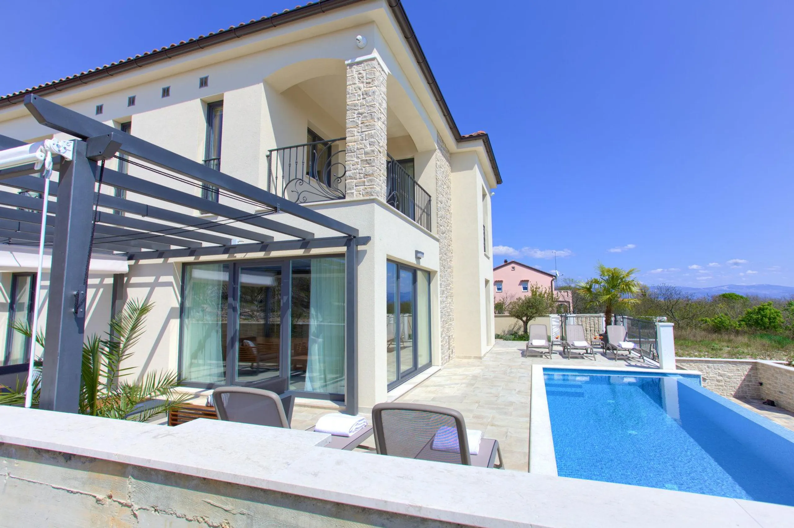 Light-filled Villa Haven with Infinity Pool on Krk Island — photograph 6