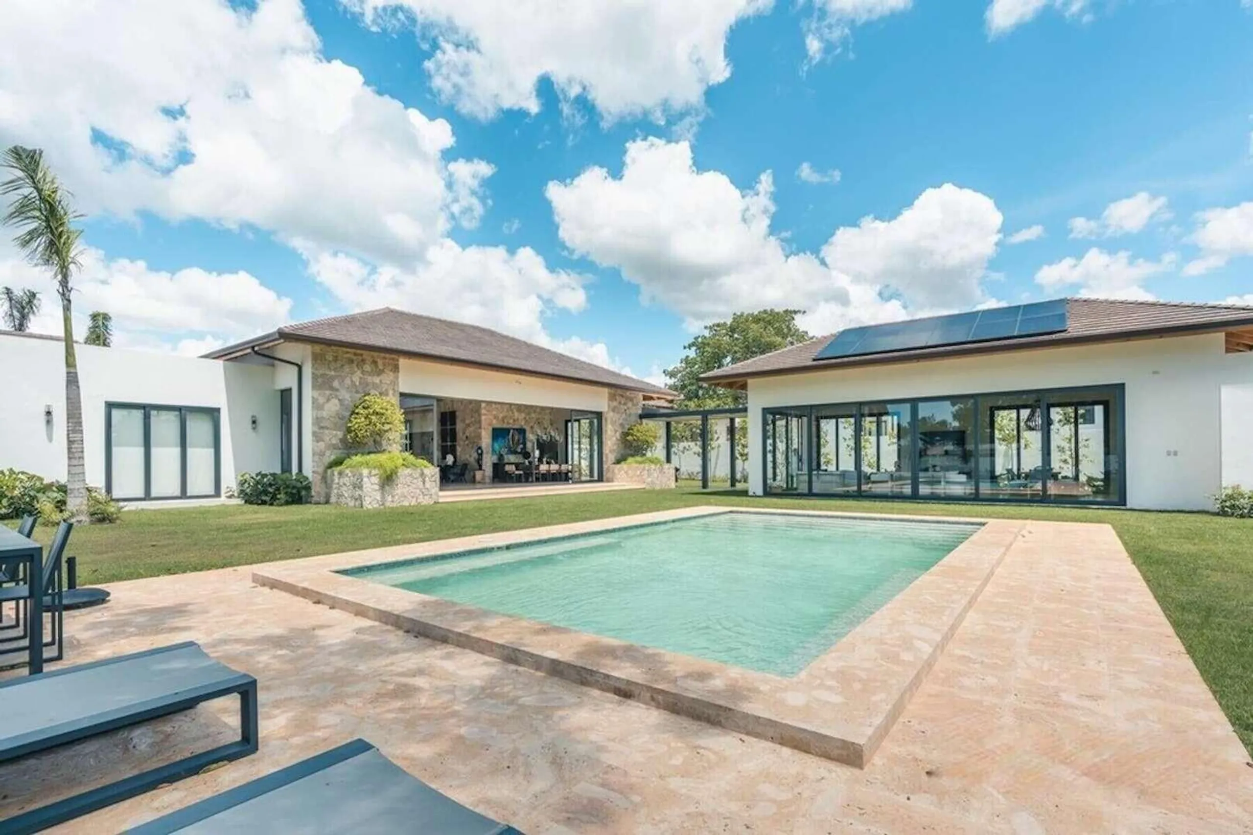 Refreshing Golf Villa with Private Pool and Marina Access, Casa de Campo