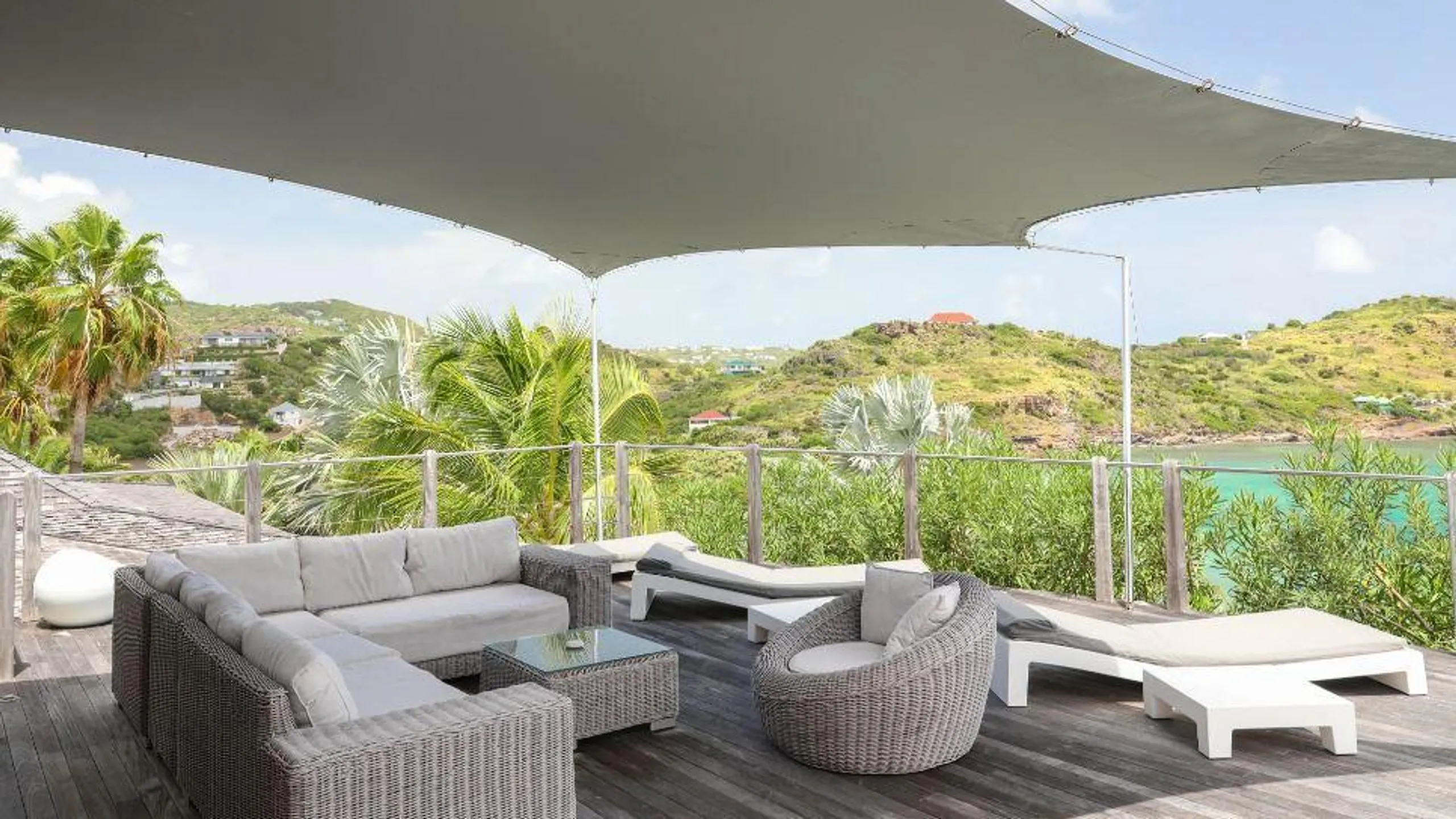 Seaside Splendor Villa with Private Beach in Domaine du Levant, St. Barths — photograph 8