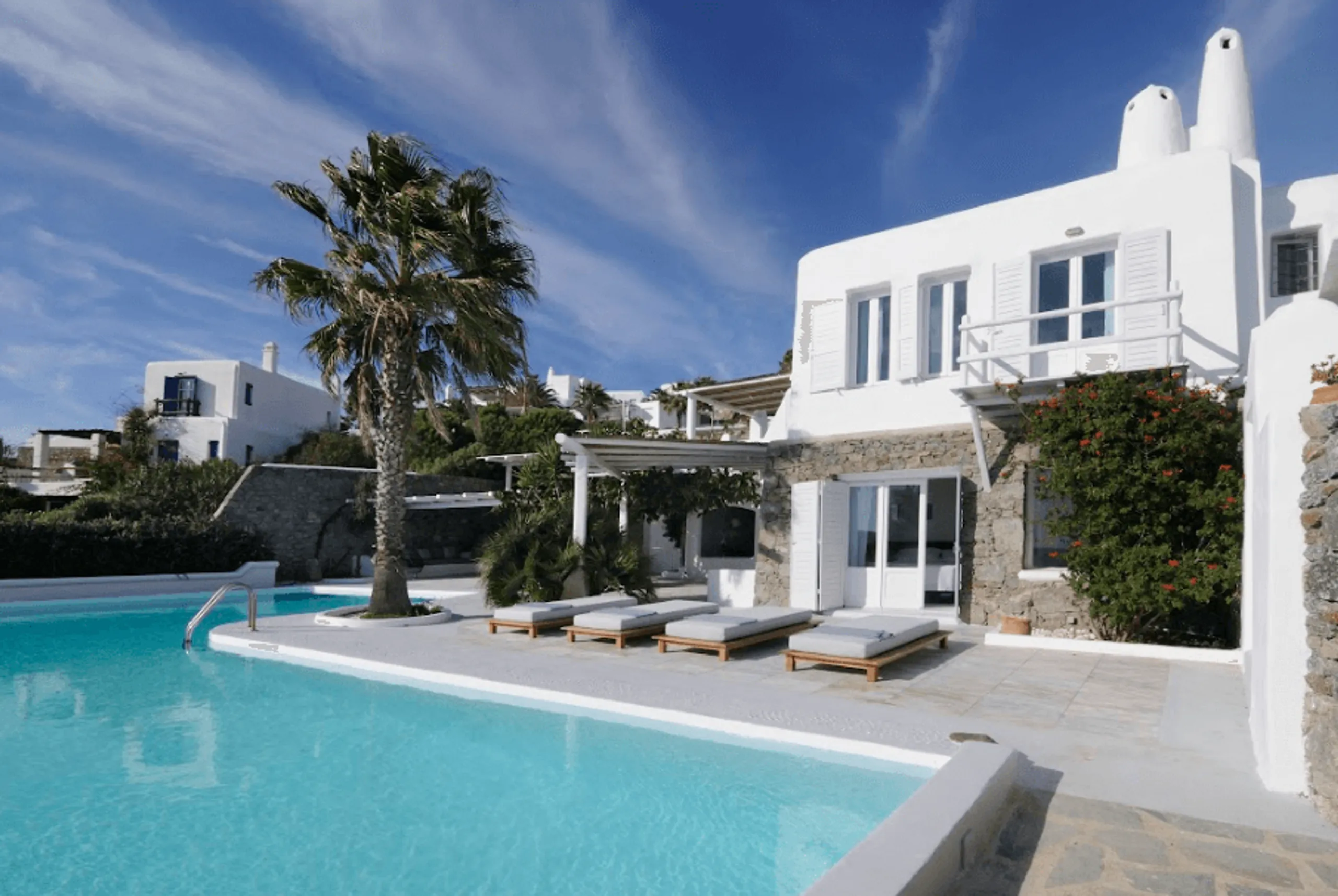 Luxury Villa Rental with Infinity Pool and Magnificent Aegean Sea Views — photograph 4