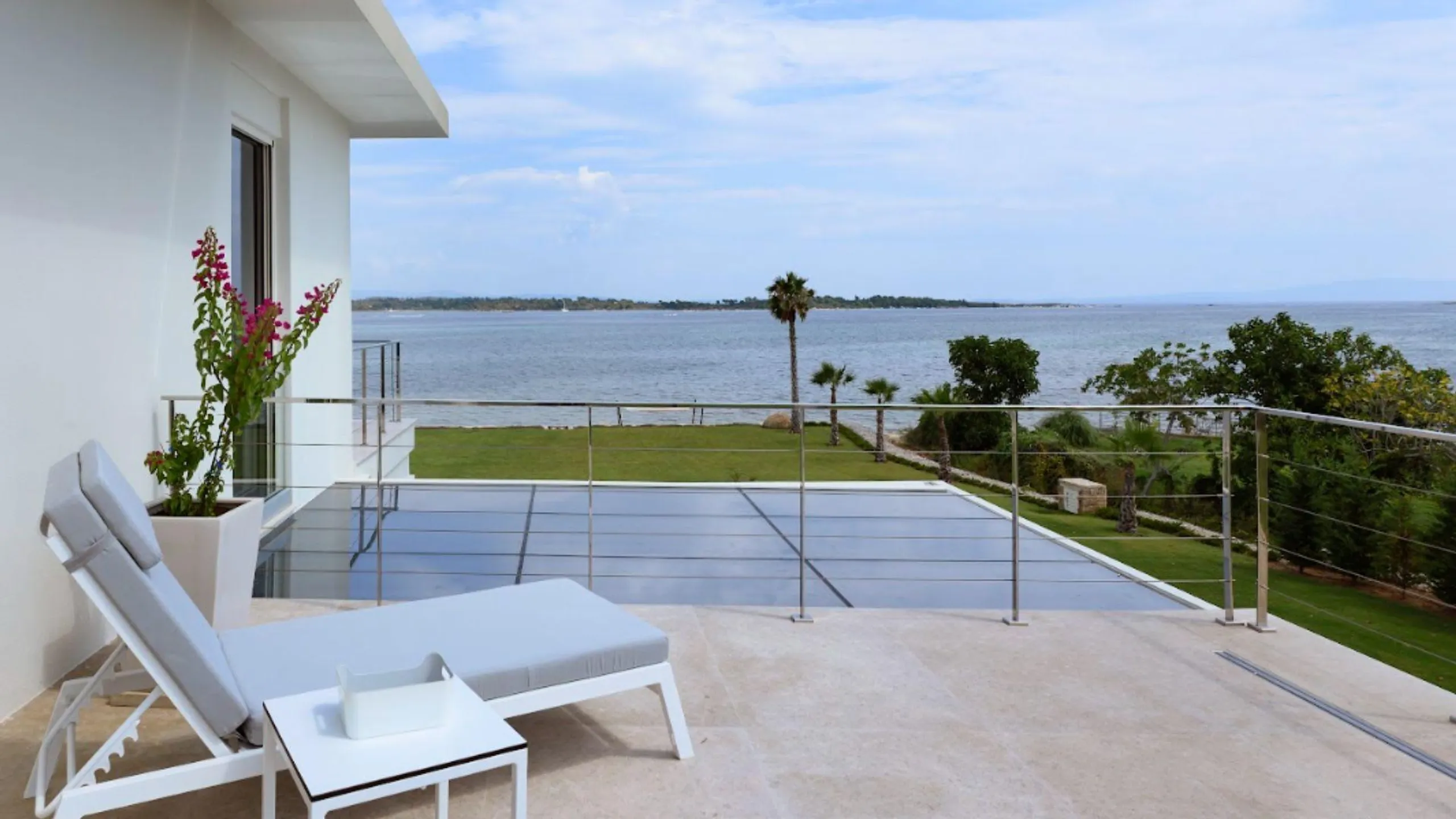 Ultra-Luxury Villa in Vourvourou with 2 Heated Pools & Panoramic Views — photograph 6