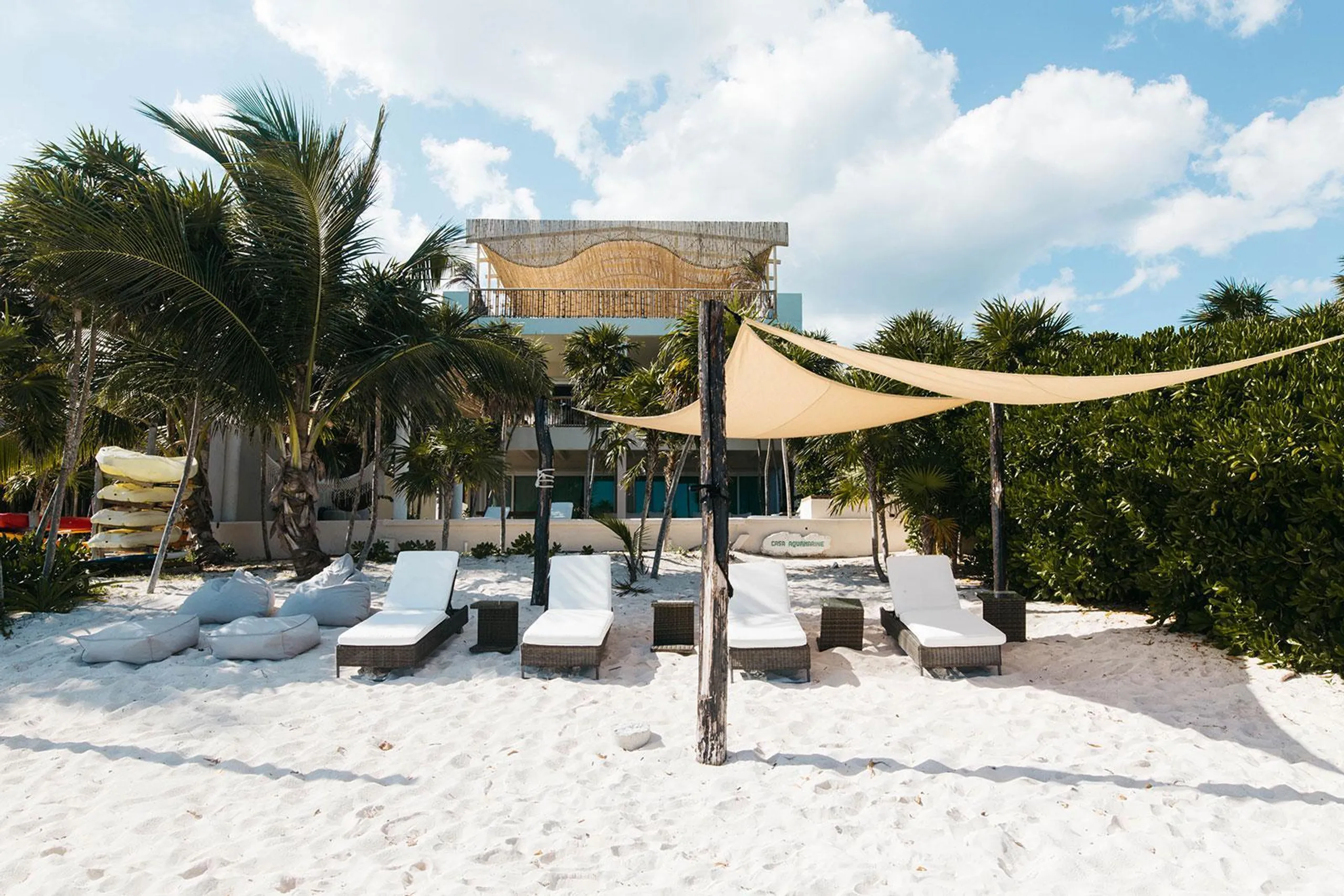 Soliman's Prestige Crystal Clear Oasis with Private Pool and Beachfront Access — photograph 8