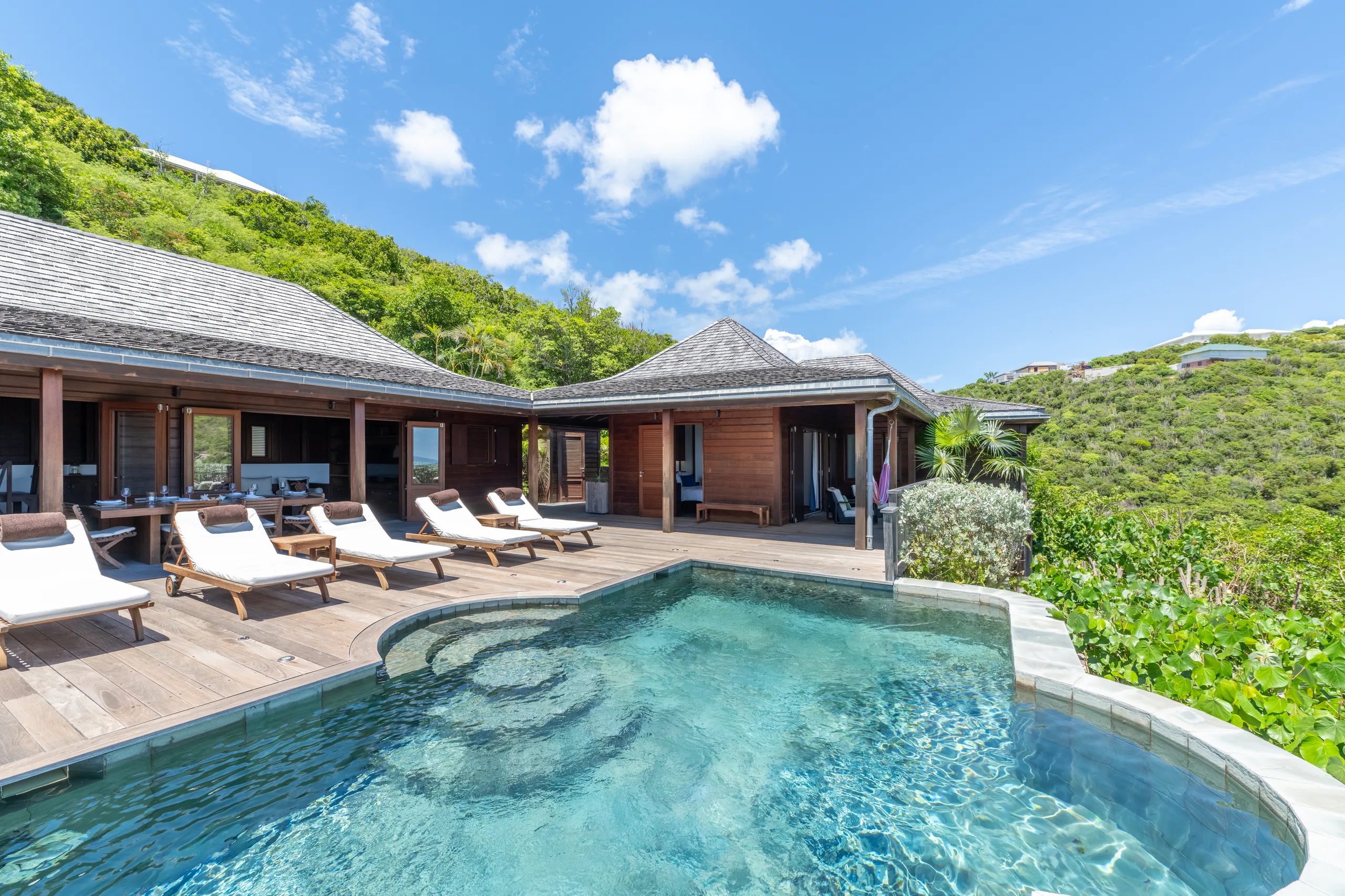 Classic St. Barth Style Villa with Heated Pool & Bay Views — photograph 2