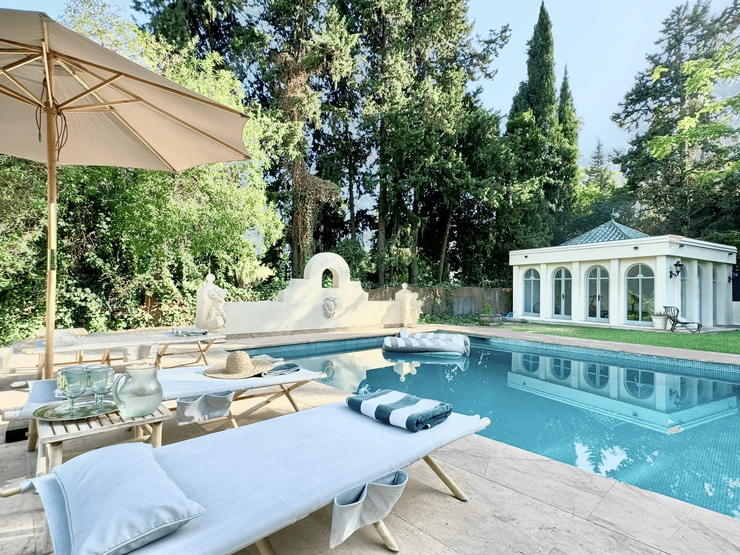 Majestic Traditional Estate with Private Pool and Stunning Garden Views, Malaga