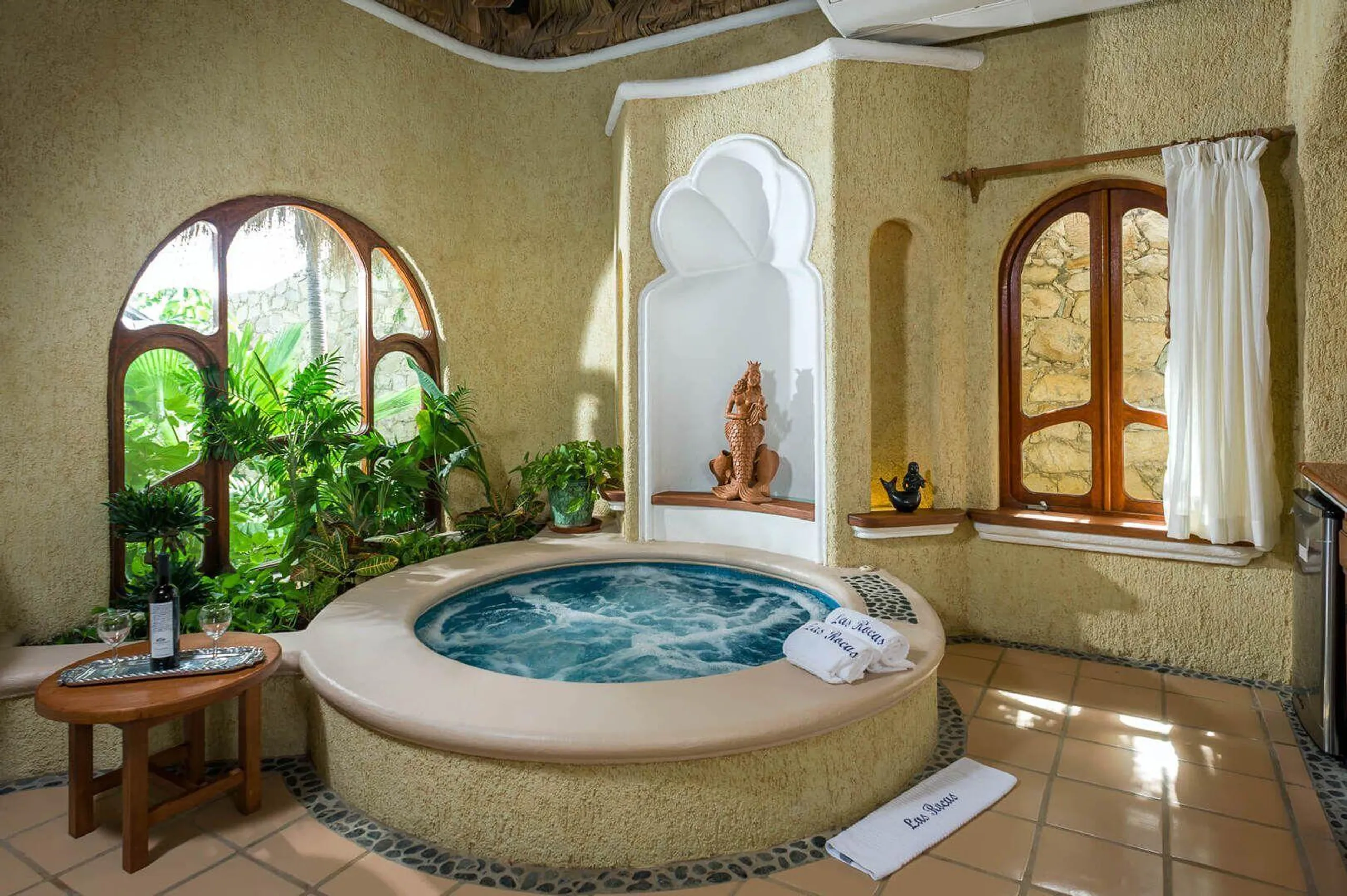 Gorgeous Playa El TuleLuxury Beachfront Compound with Private Pool — photograph 10