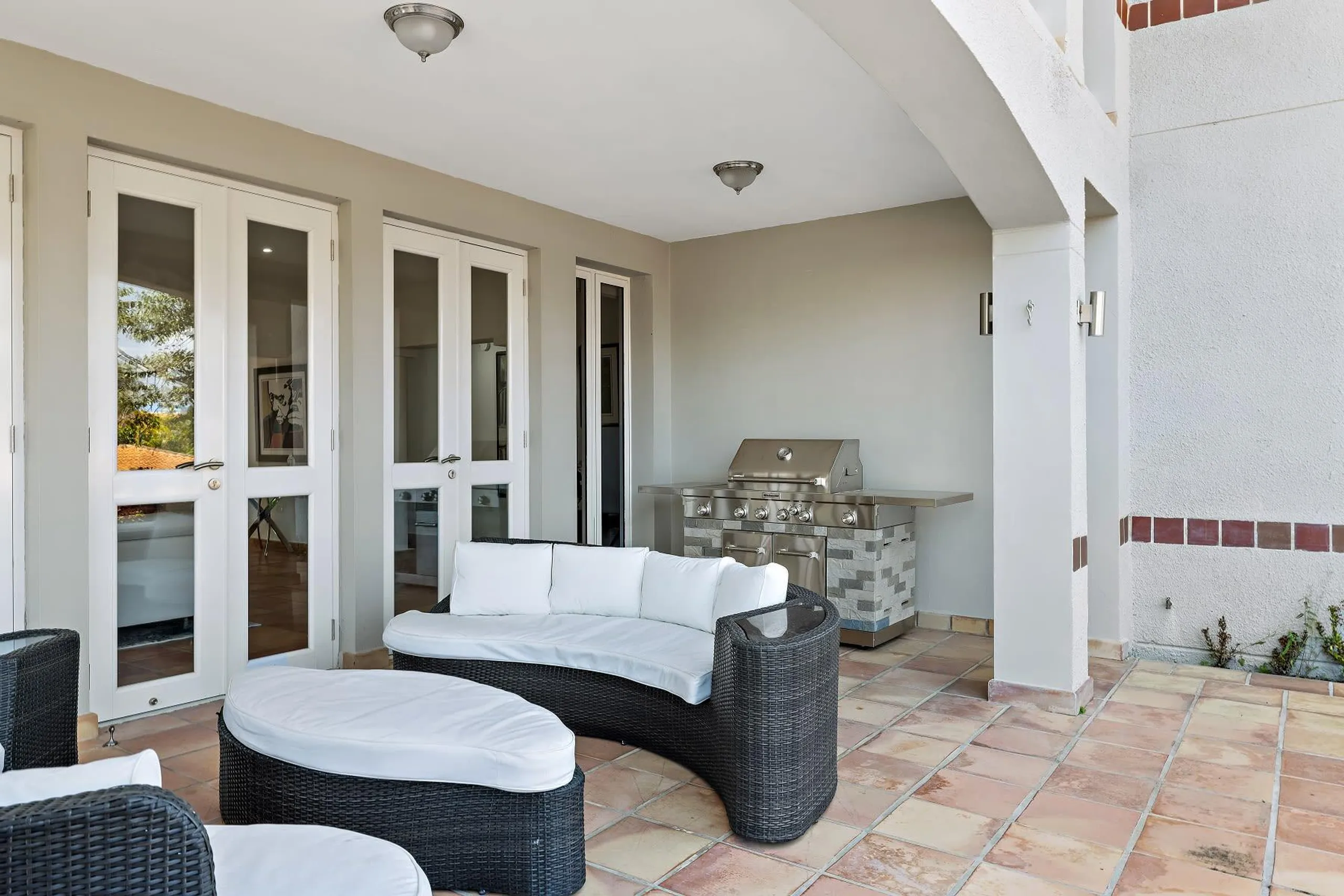 Relaxing Fresh Green Villa In Dorado Beach with 3 Bedrooms — photograph 5