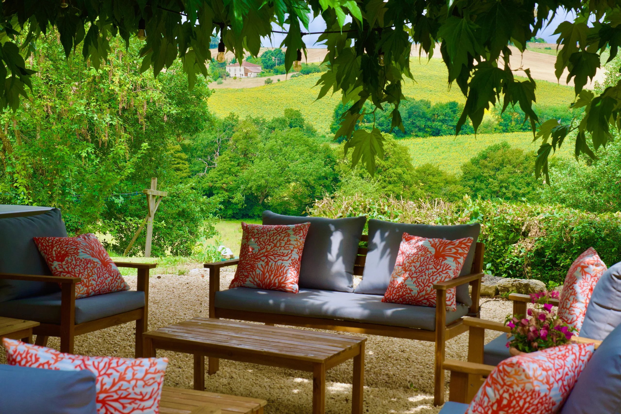 Gascony Hidden Luxury Retreat with 8-BR and Outdoor Pool — photograph 10