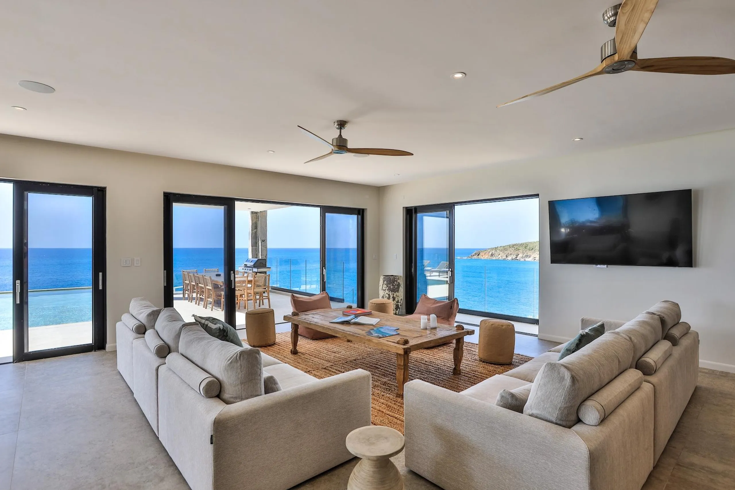 Prestige Oasis in Indigo Bay with Caribbean Panoramas — photograph 12