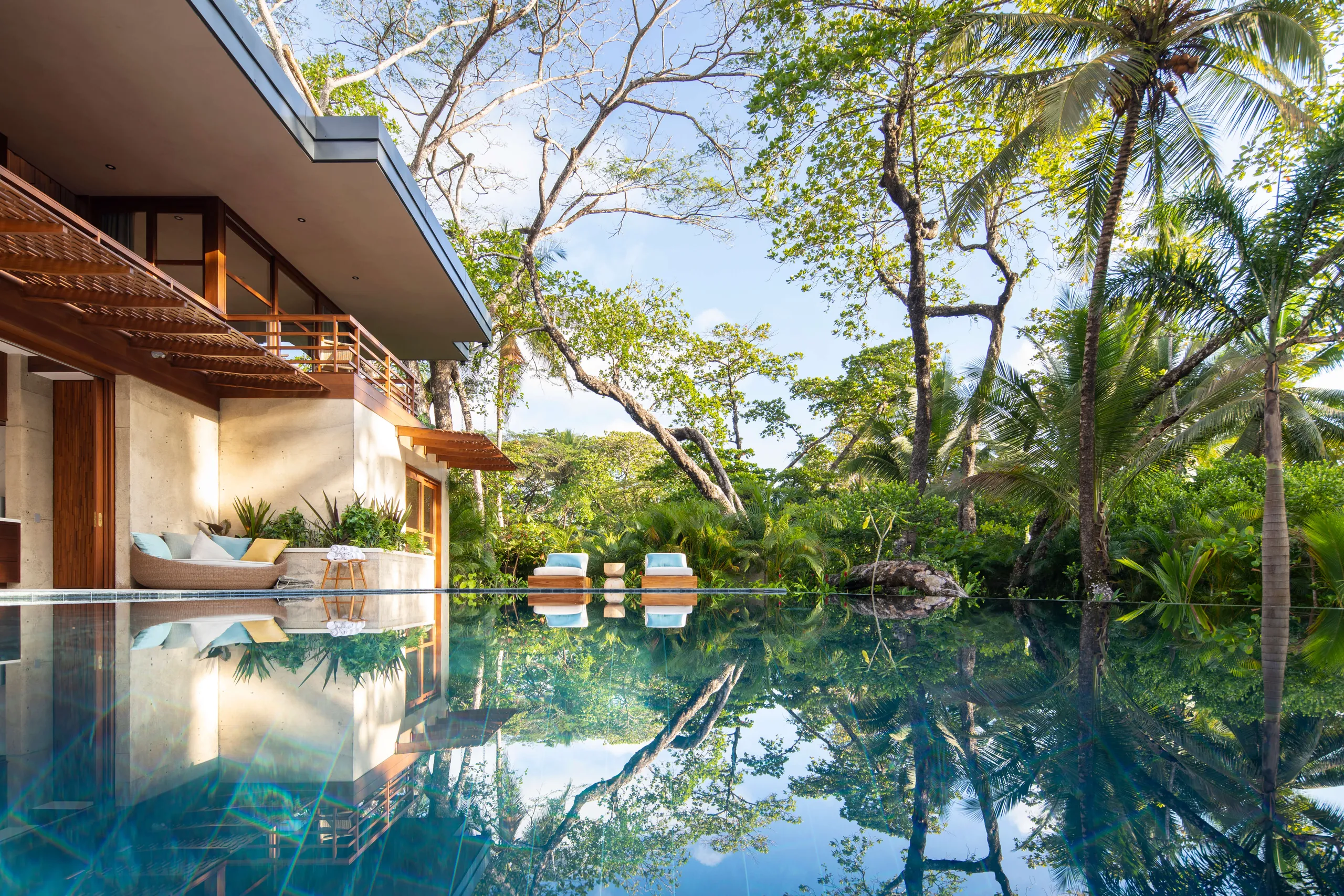 Eco-Luxe 5 Bedroom Villa with Privat Pool, Beach Access and Tropical Beauty in Playa Hermosa ST