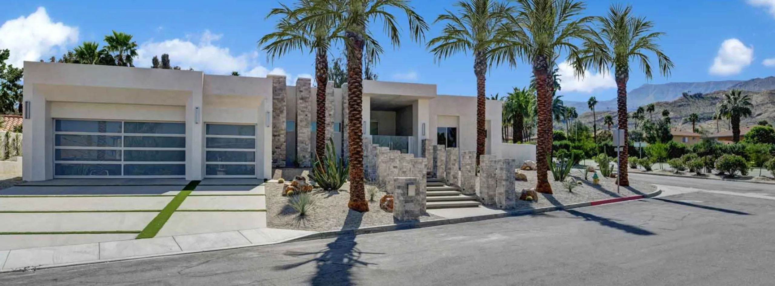 Glorious Palm Desert Vacation Villa with Resort-Style Pool & Mountain Views — photograph 11