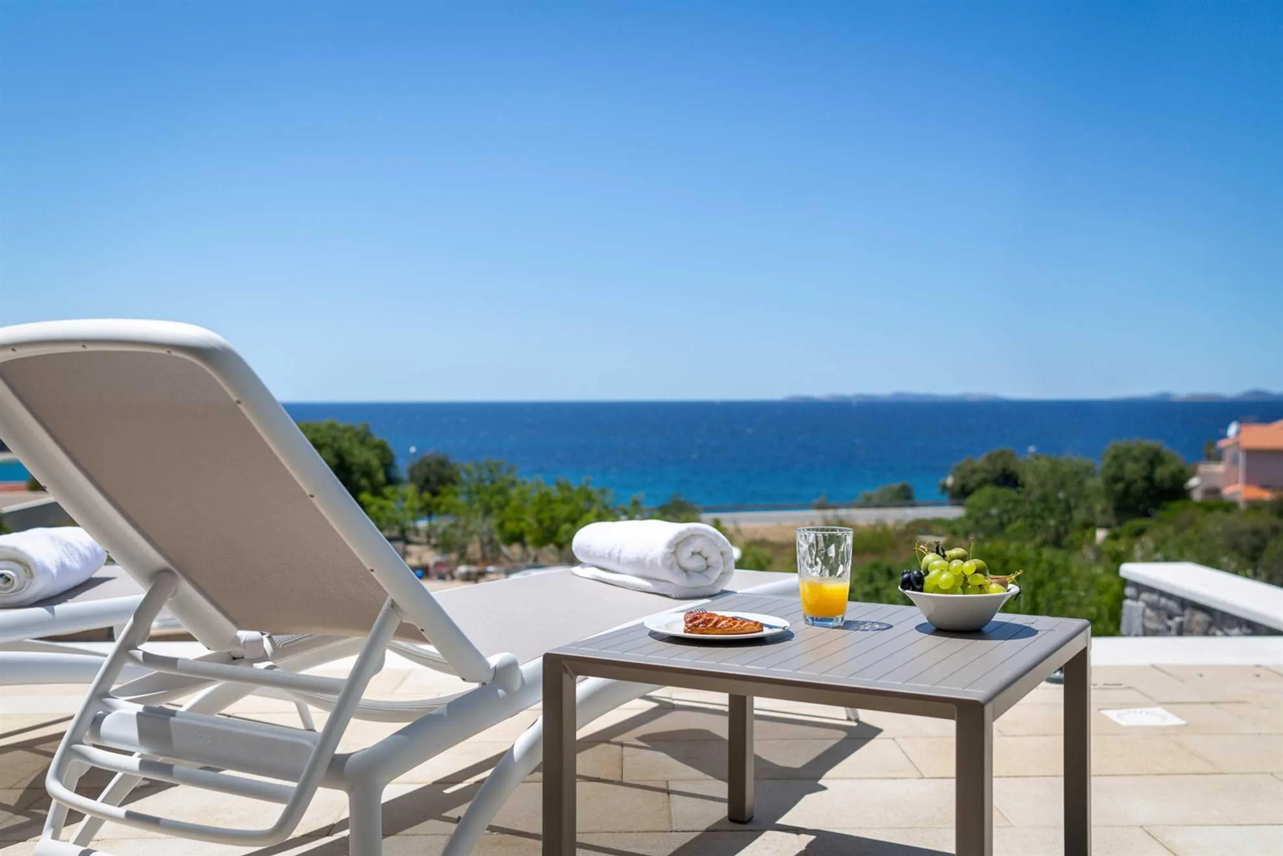 Stylish Villa in Primosten with Private Infinity Pool and Sea Views — photograph 6