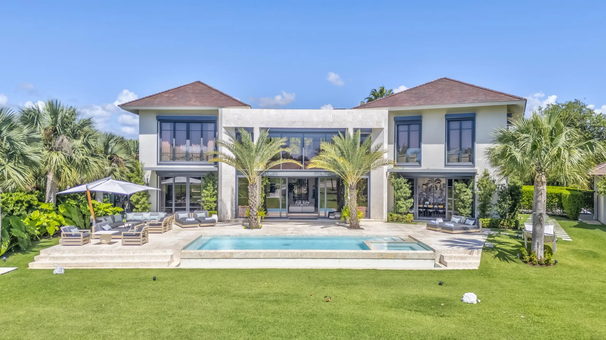 Family-Friendly Villa with Private Pool, Golf Course View, Punta Cana