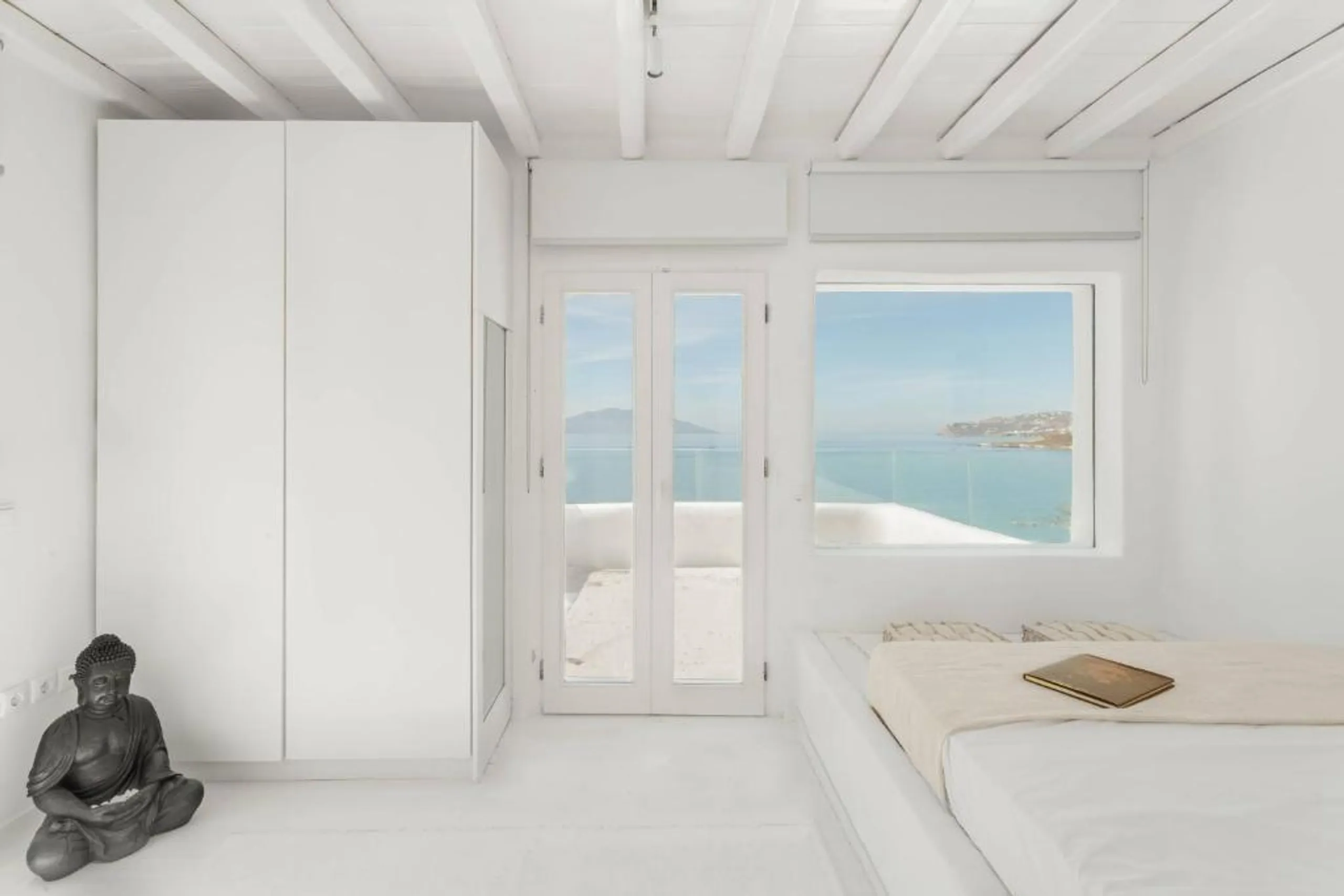 Luxury Redefined in at this Mykonos Luxe Villa with Pool and Views — photograph 6