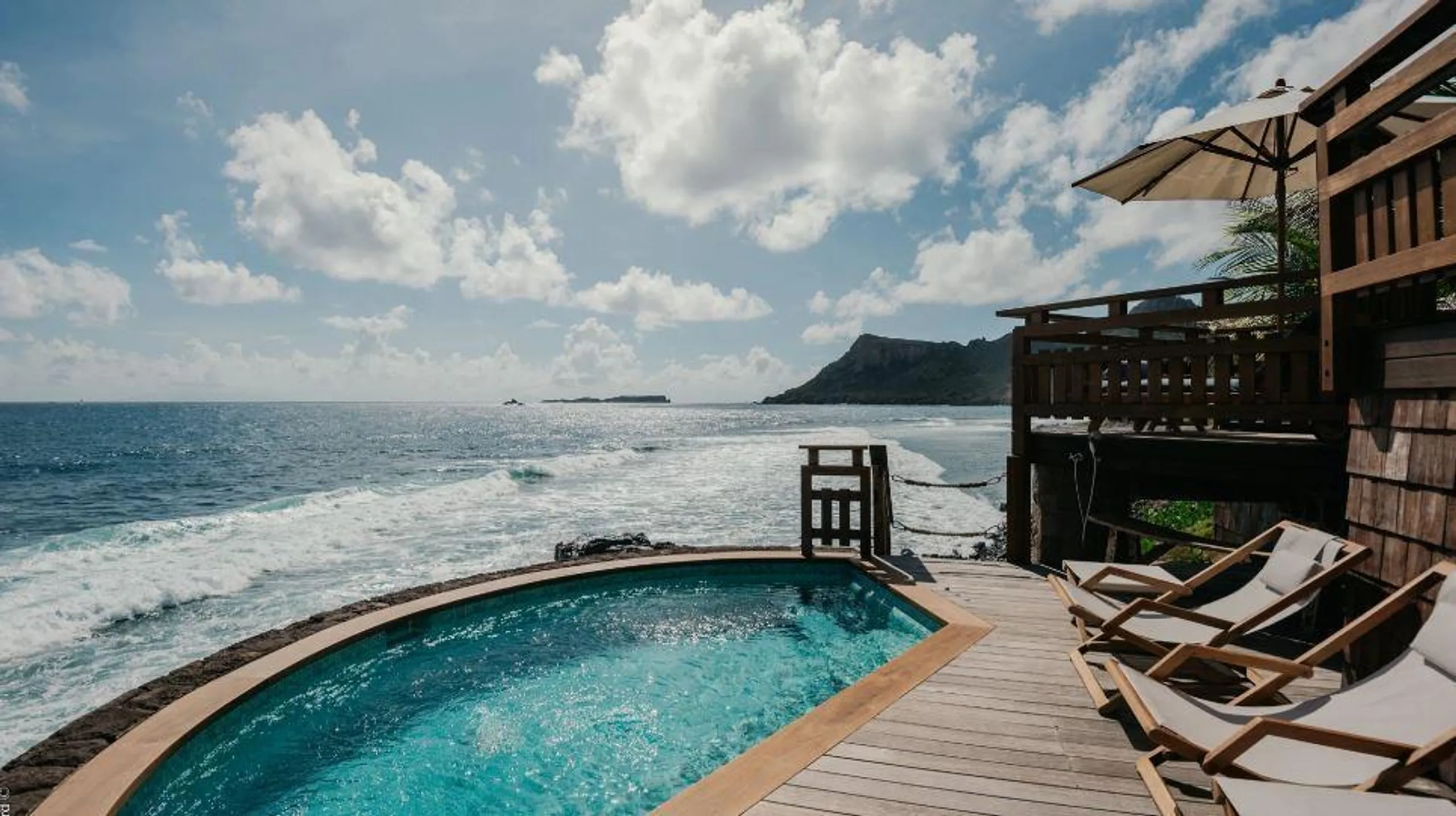 Serene Private Ocean View Villa with Heated Pool and Jacuzzi — photograph 11
