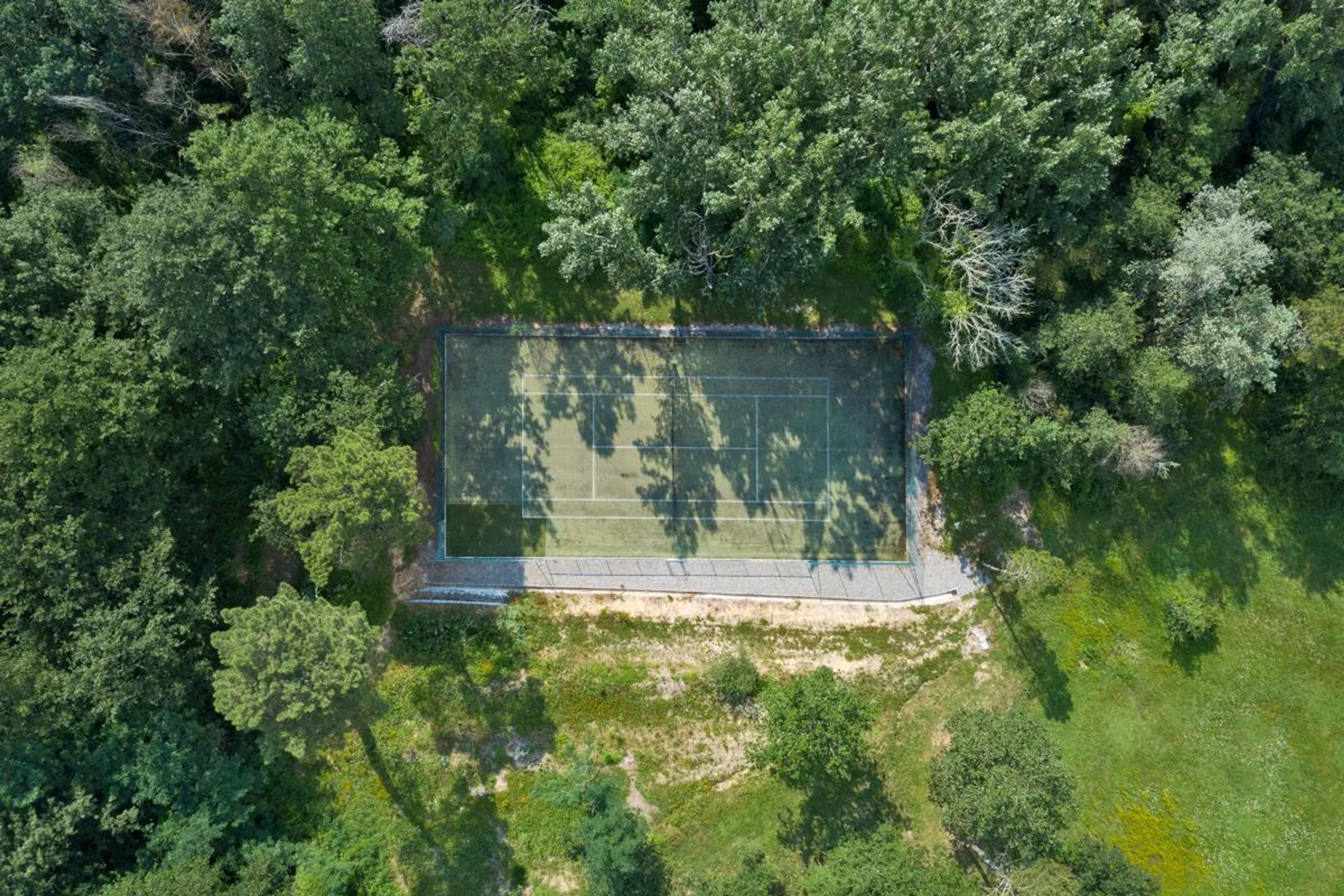 Majestic Four-Storey Villa with Private Pool, Gym and Sauna — photograph 10