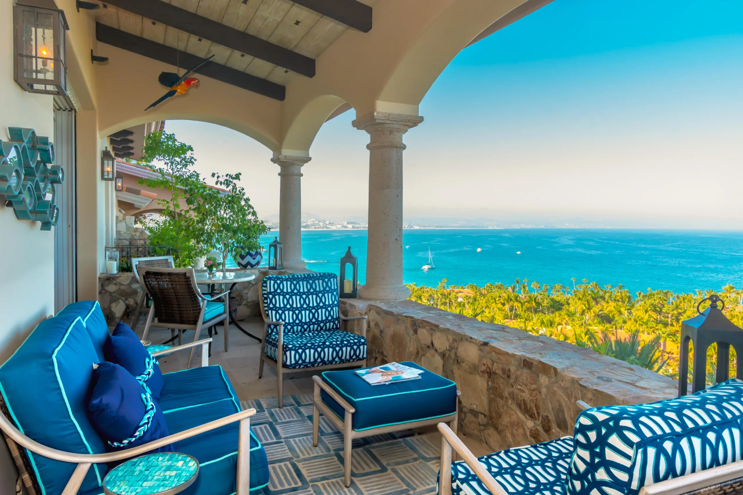 Lush Living in this Palmilla Villas Del Mar Estate with Infinity Pool and Panoramic Ocean Views — photograph 3
