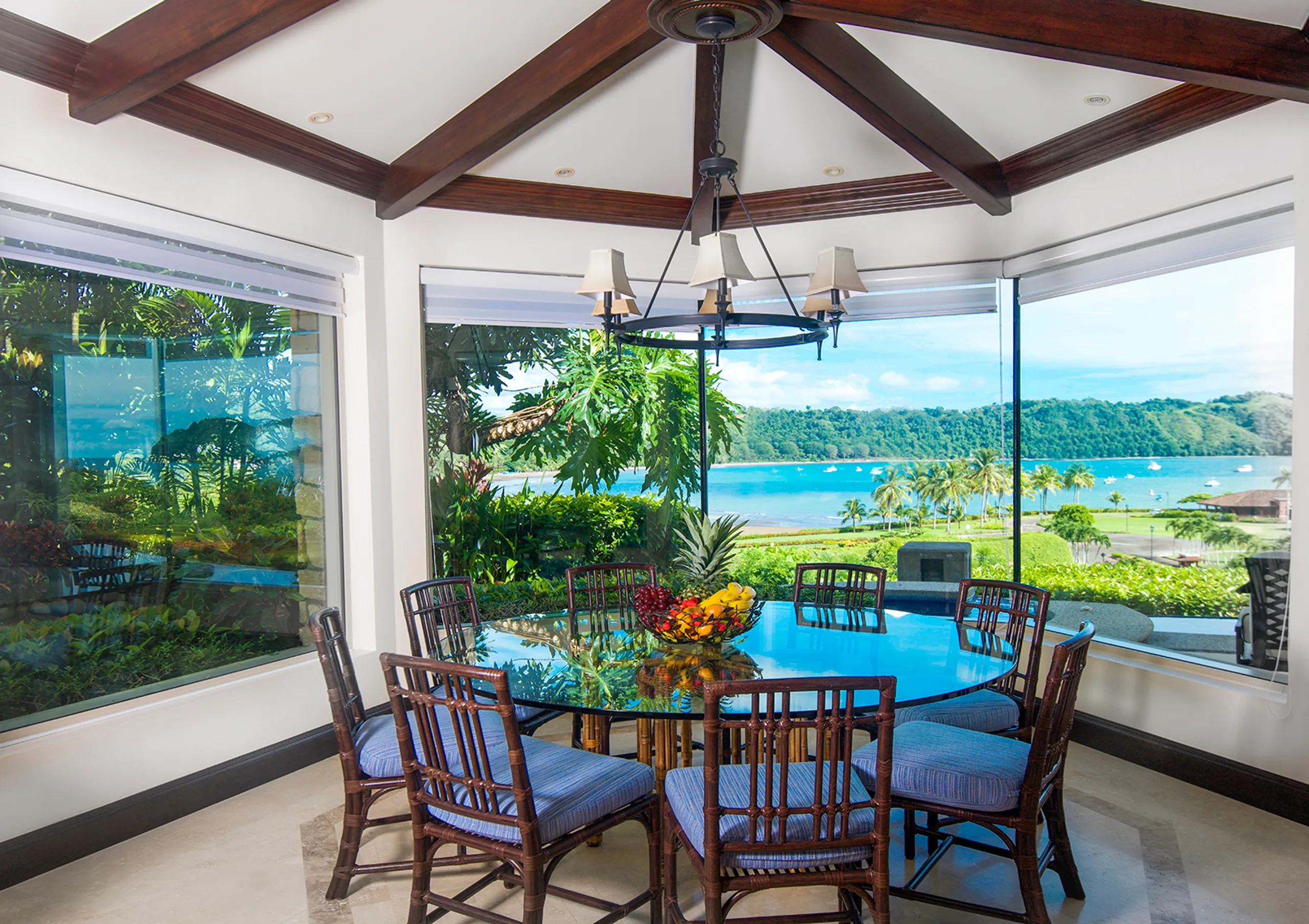 Elegant Costa Rica Villa with Private Pool, Overlooking Los Sueños Marina and Herradura Bay — photograph 5