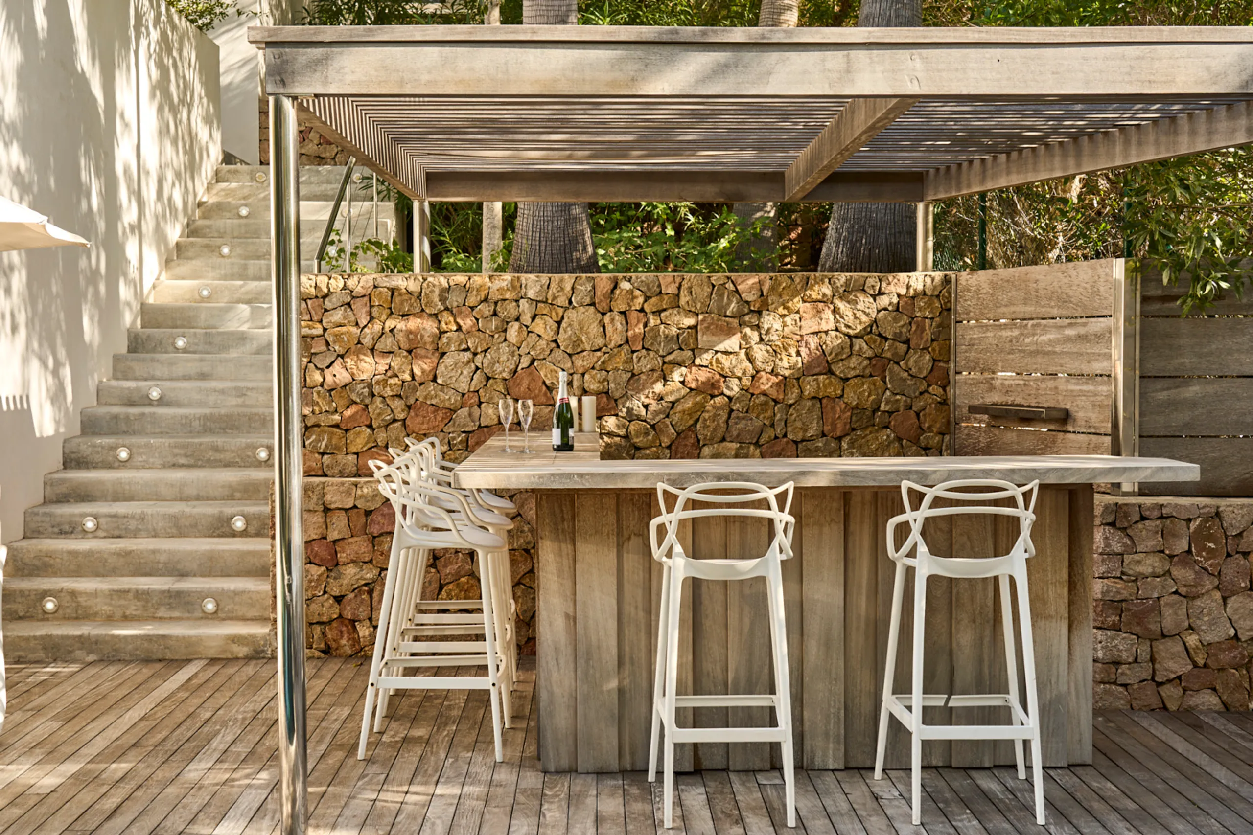 Deluxe Comfort Retreat with private pool and Spectacular Sea Views — photograph 9