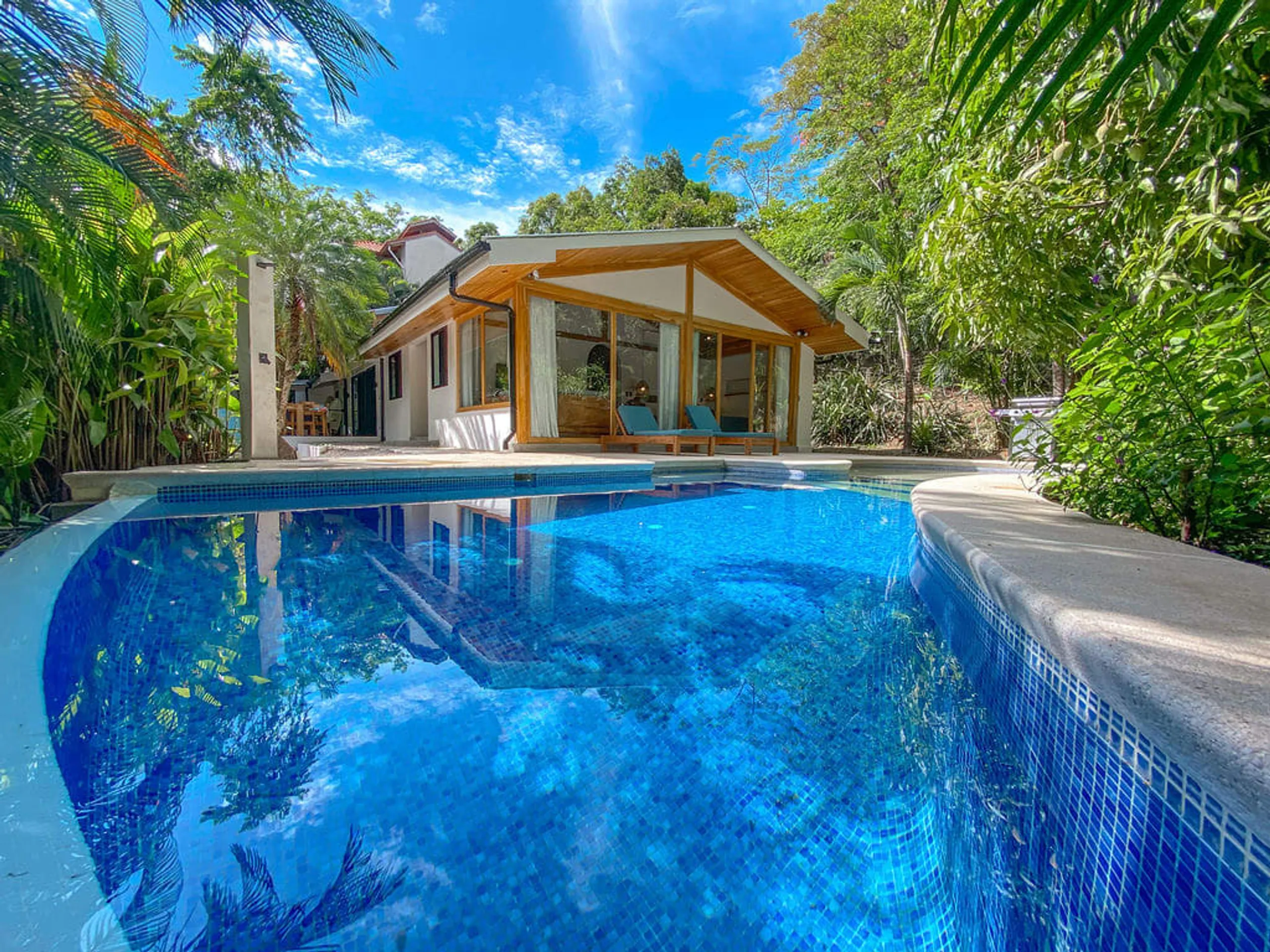 Tropical Oasis | 4BR Casita with Pool, Balinese Decor & Lush Gardens, Nosara