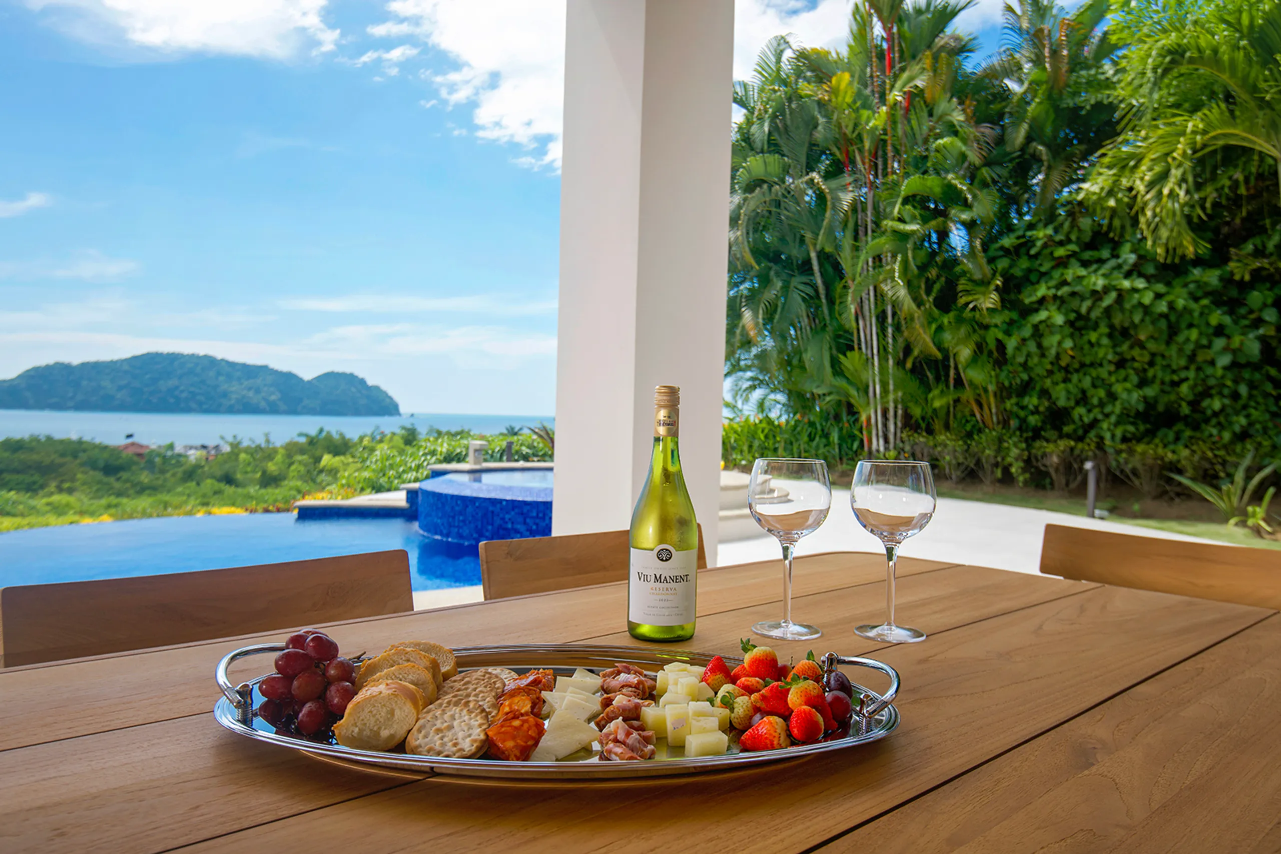 Stunning Los Sueños Villa with Private Infinity Pool, and Ocean Views — photograph 6