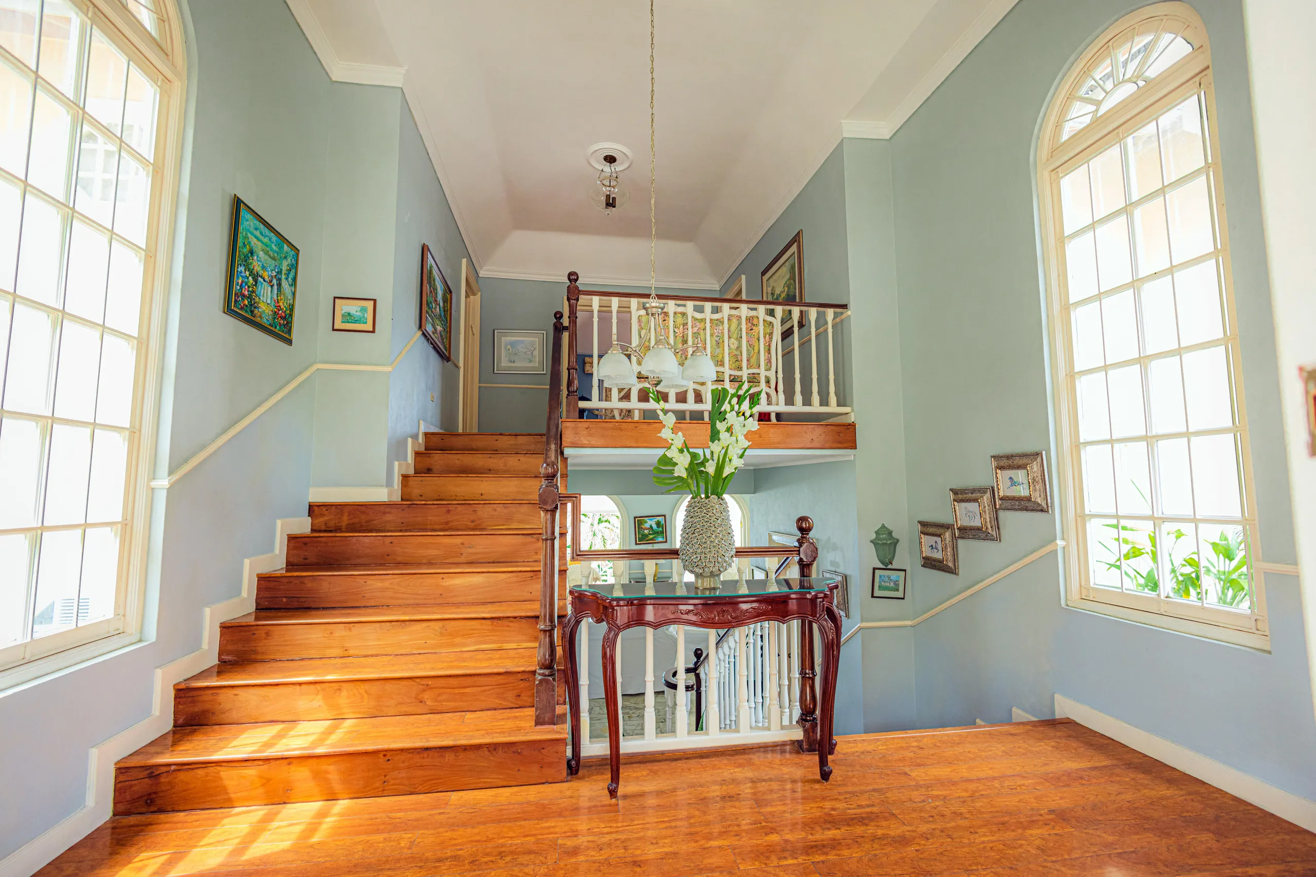 Glorious Villa with Private Pool and Overlooking View of Ocho Rios and the Sea — photograph 12