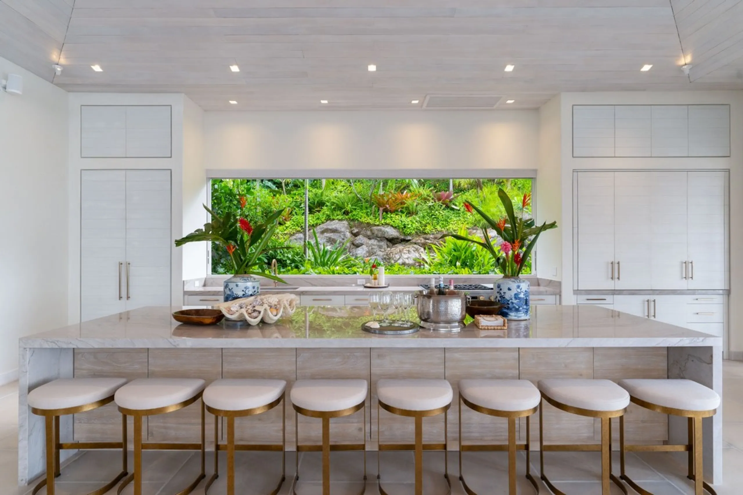 Luxury 6-Bedroom Oceanview Villa in Tamarindo — photograph 11