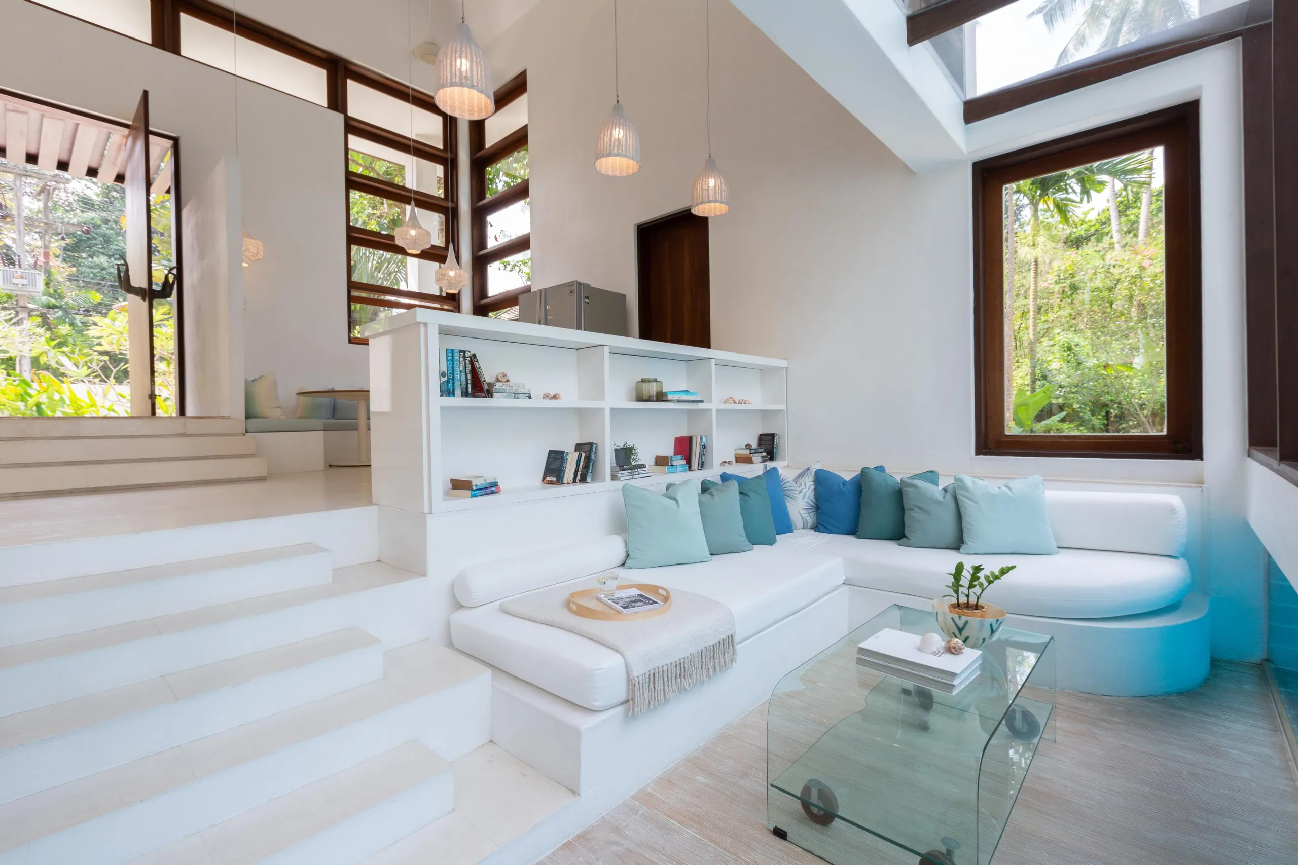 Comfortable and Luxurious 6BR Villa with Dual Pools, Treehouse & Outdoor Cinema — photograph 6